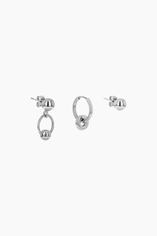 Kyle earrings set made by Justine Clenquet