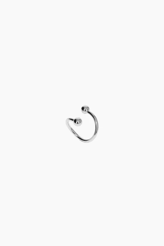 Selma silver mid-ring made by Justine Clenquet