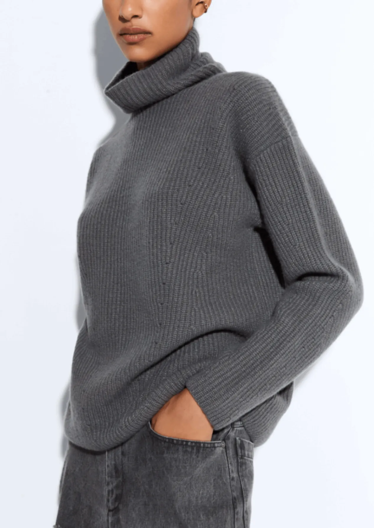 Cashmere Silk Turtleneck sold by LAPOINTE product image thumbnail 3