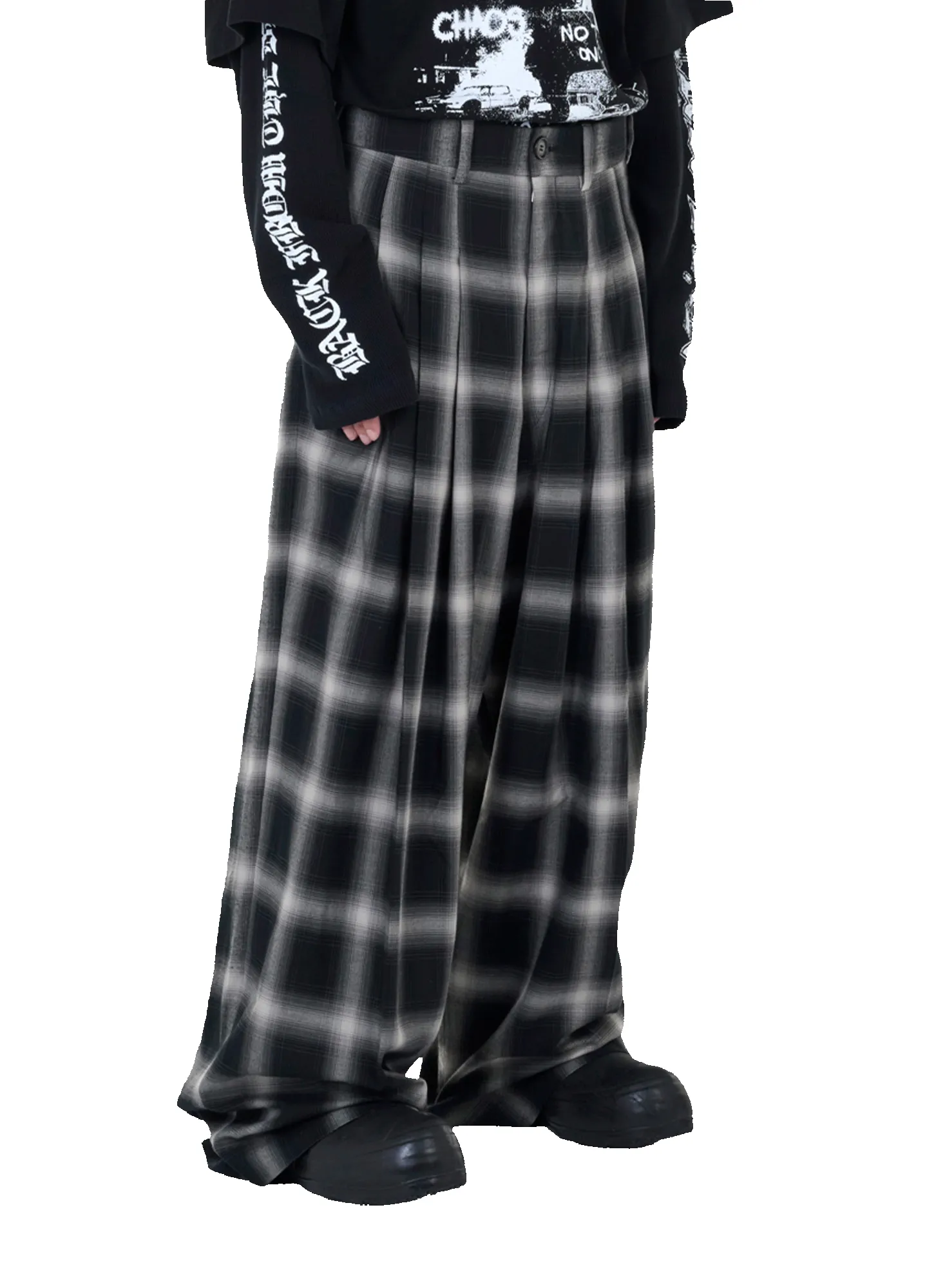 TRIPLE PLEAT TROUSERS sold by LUU DAN product image thumbnail 4