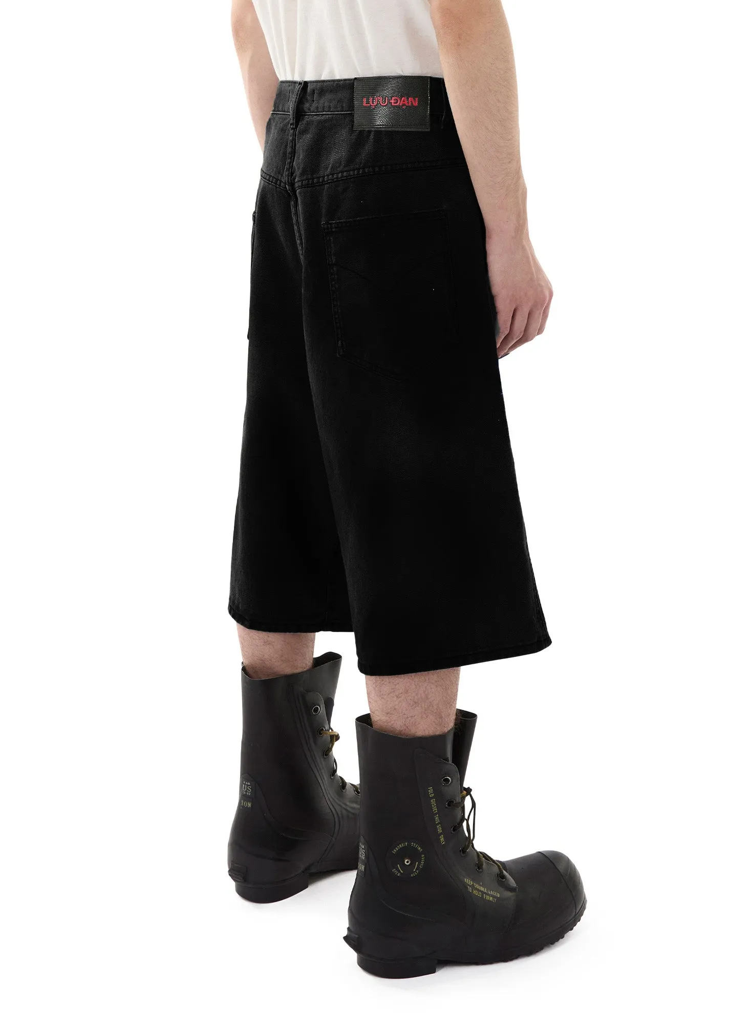 KRISS KROSS SHORTS sold by LUU DAN product image thumbnail 4