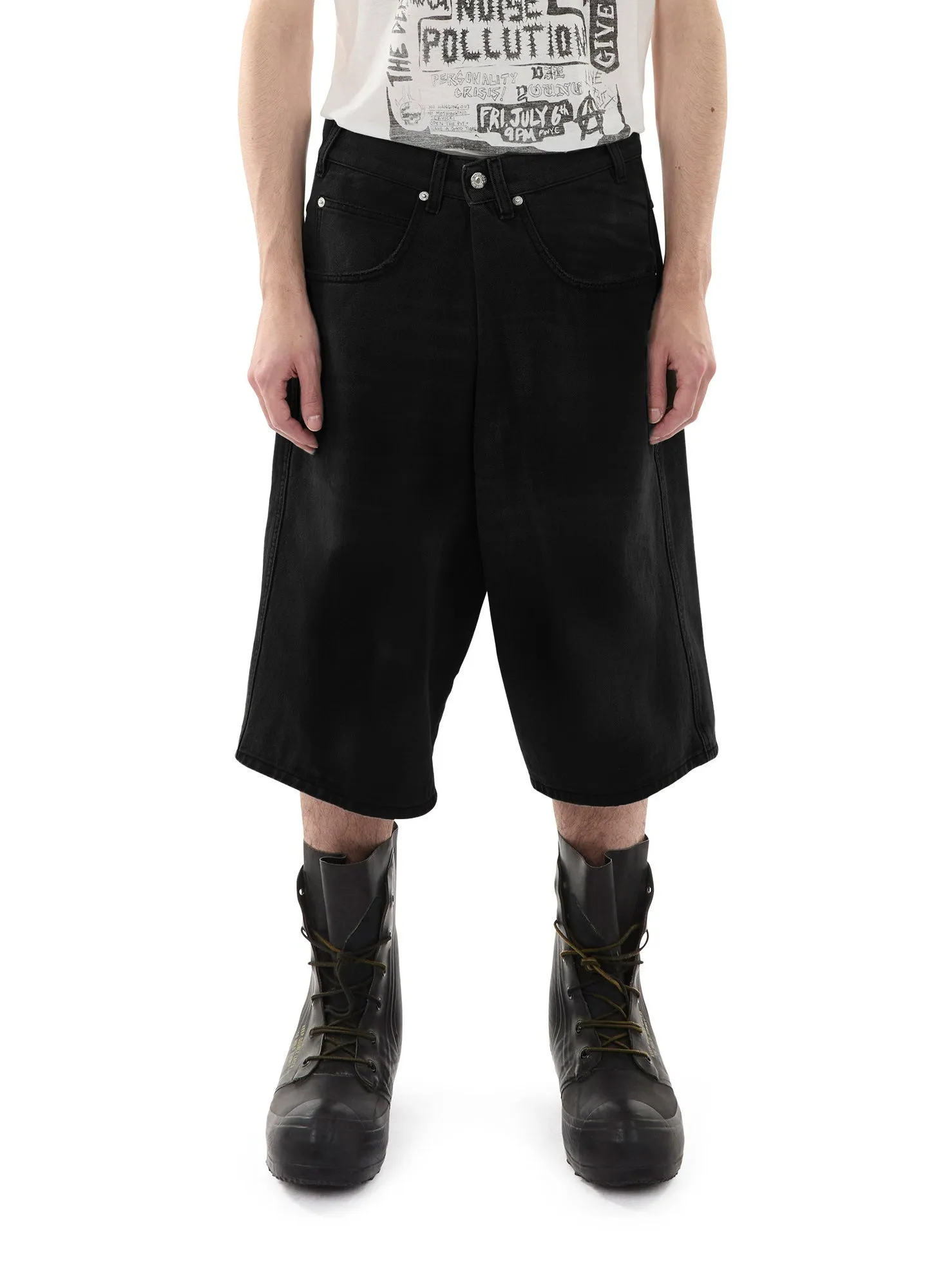 KRISS KROSS SHORTS sold by LUU DAN product image thumbnail 2