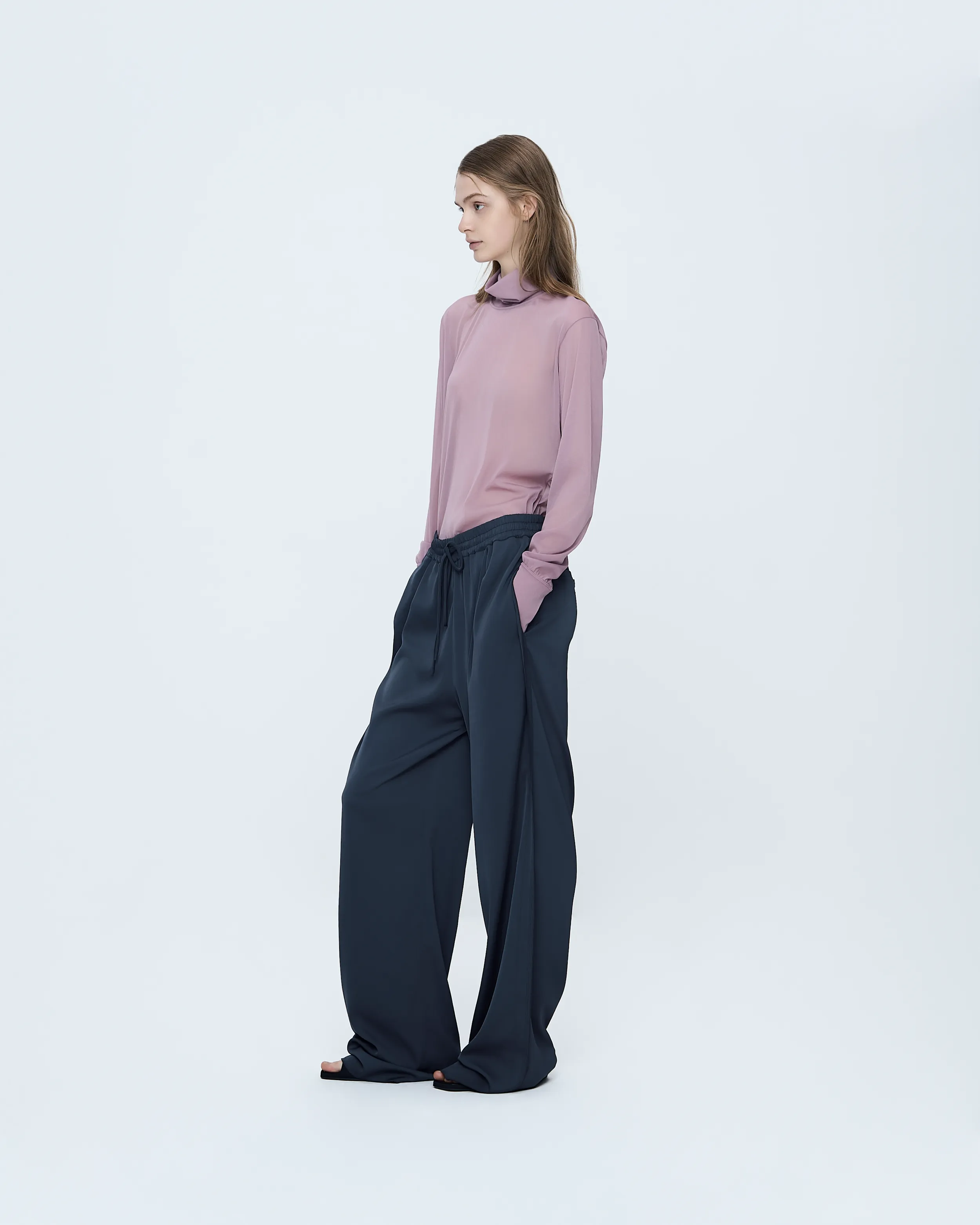Back-Point Long Sleeve Top sold by SYSTEM product image thumbnail 4