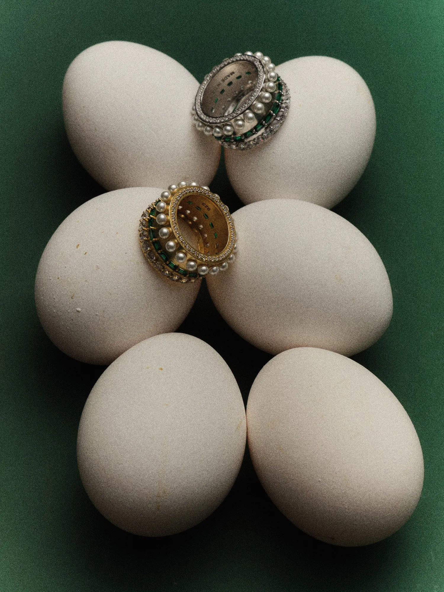 The Thick Layered Ring in Yellow Gold sold by VEERT product image thumbnail 4