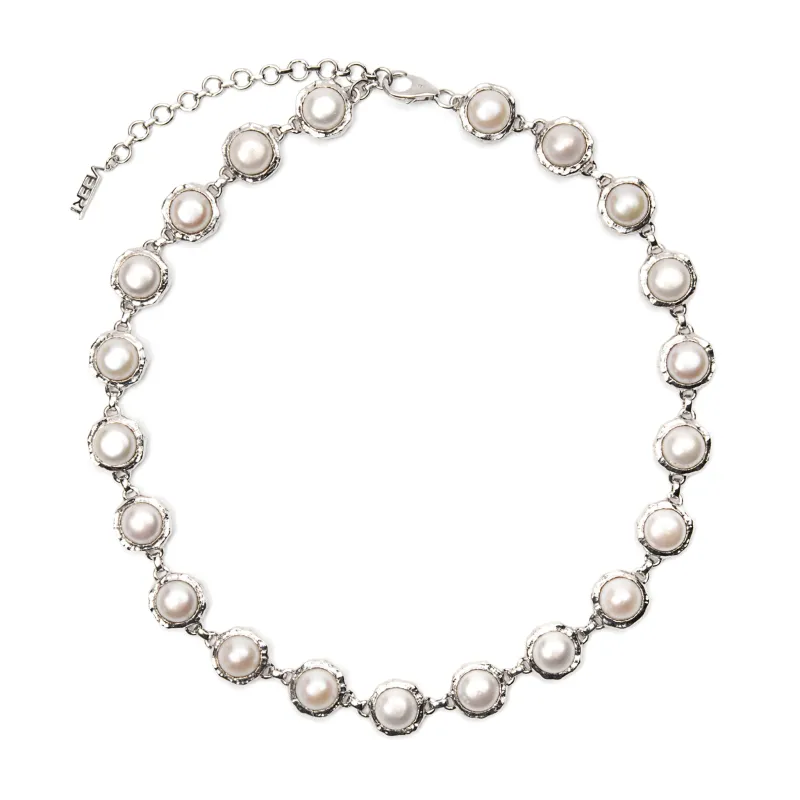 The Pearl Circle Necklace in White Gold made by VEERT