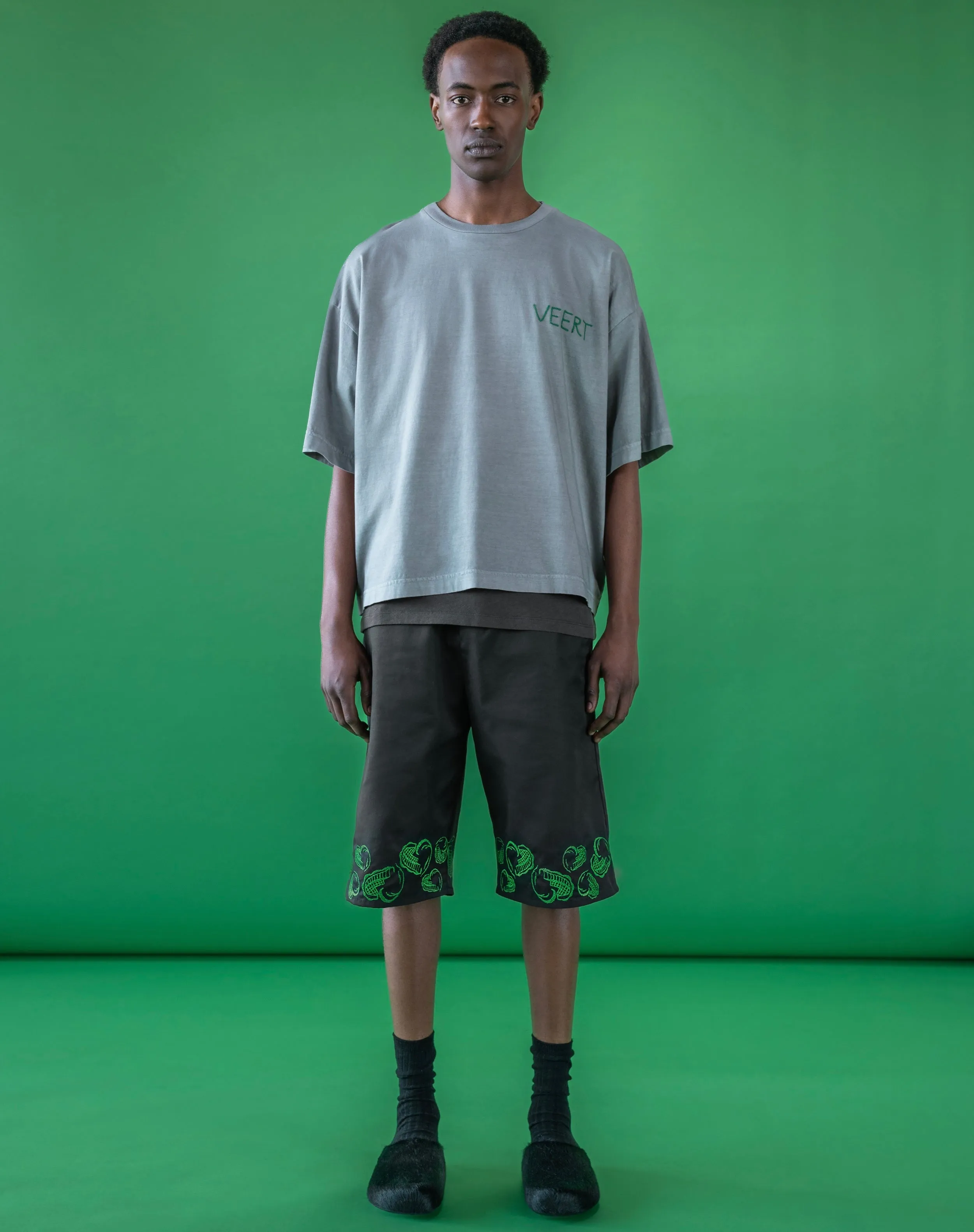 HANDWRITTEN EMBROIDERED T-SHIRT WASHED LIGHT GREY sold by VEERT product image thumbnail 5