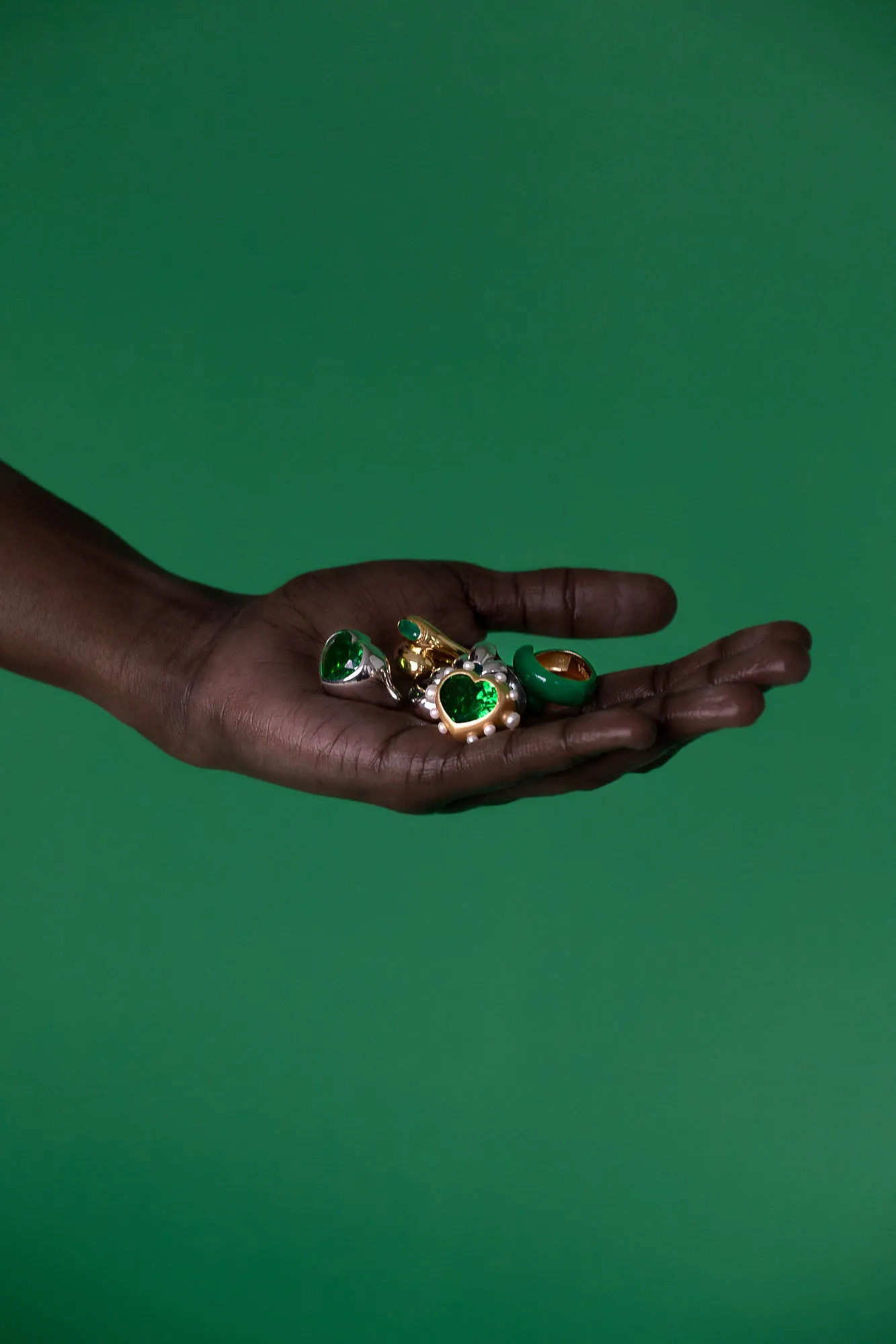 The Macro Pearl Heart Ring in Yellow Gold sold by VEERT product image thumbnail 3