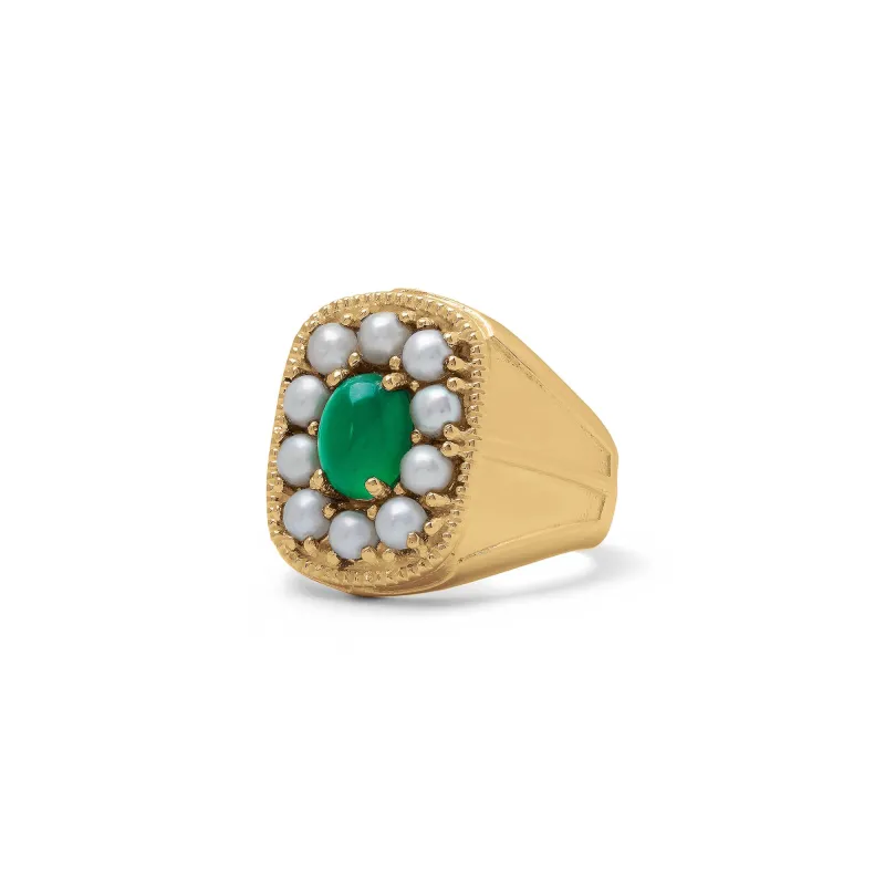 The Royal Signet Ring in Yellow Gold made by VEERT