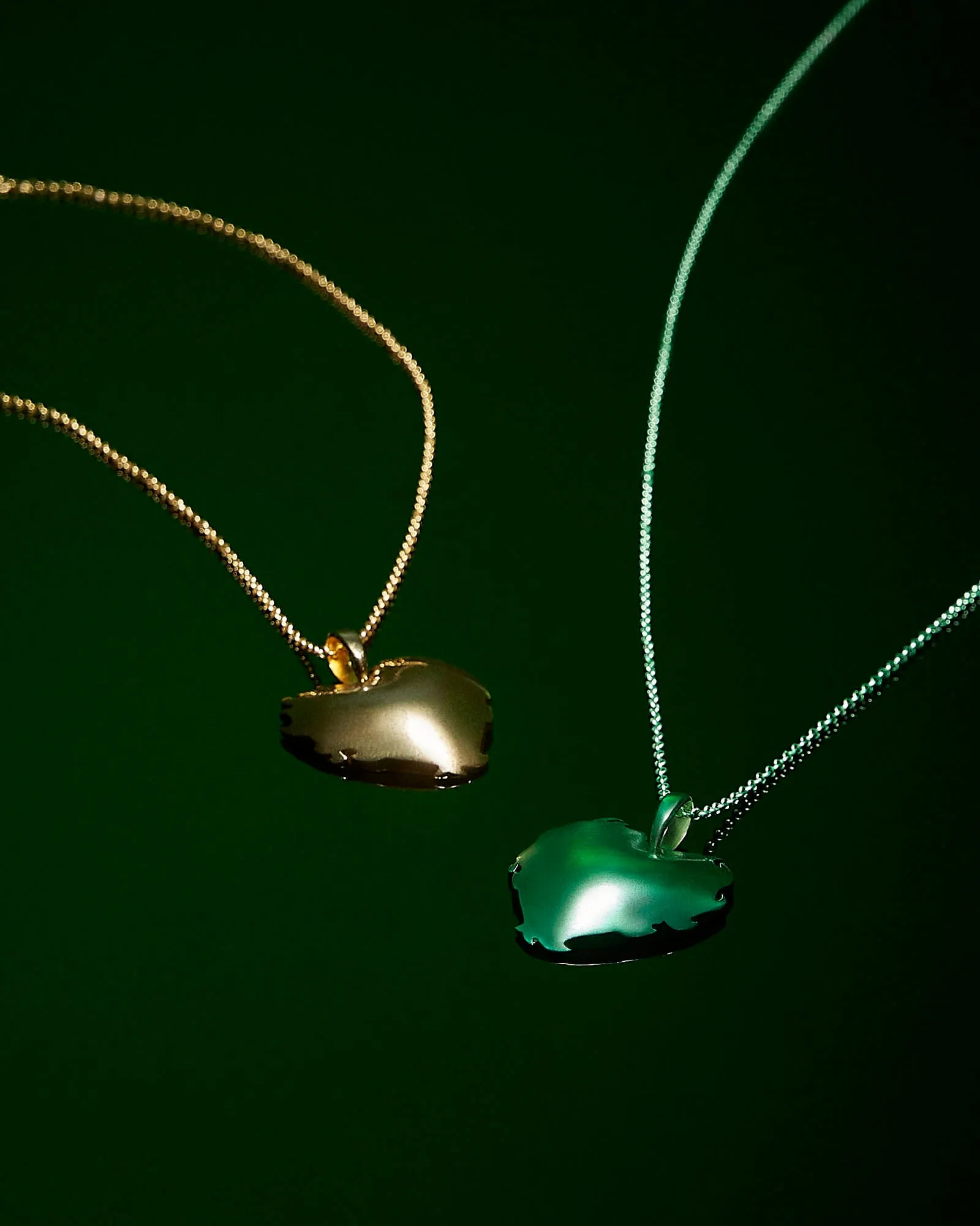 The Flame Heart Pendant Chain in Green Coating sold by VEERT product image thumbnail 4