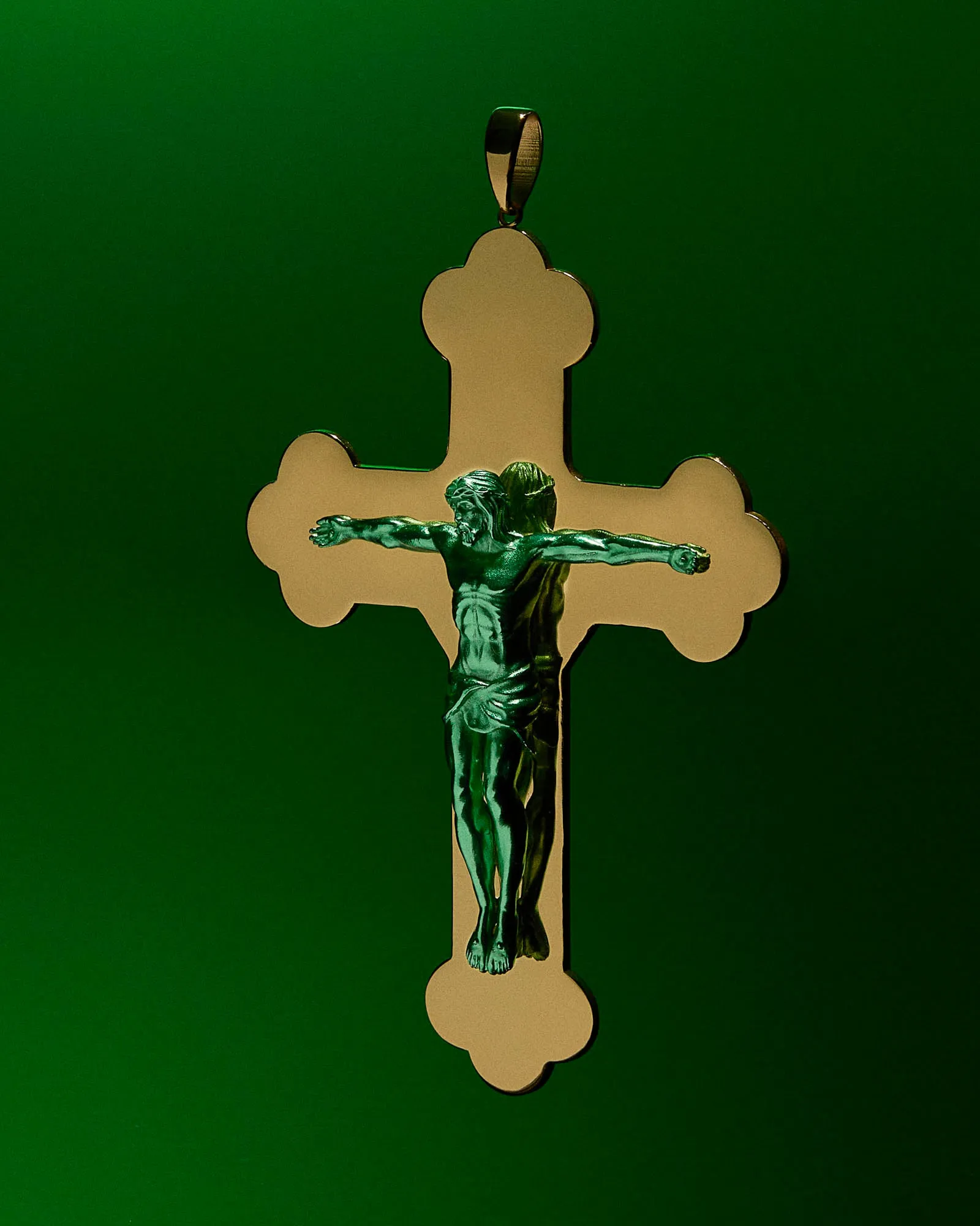 The Small Jesus Piece in Yellow Gold sold by VEERT product image thumbnail 5