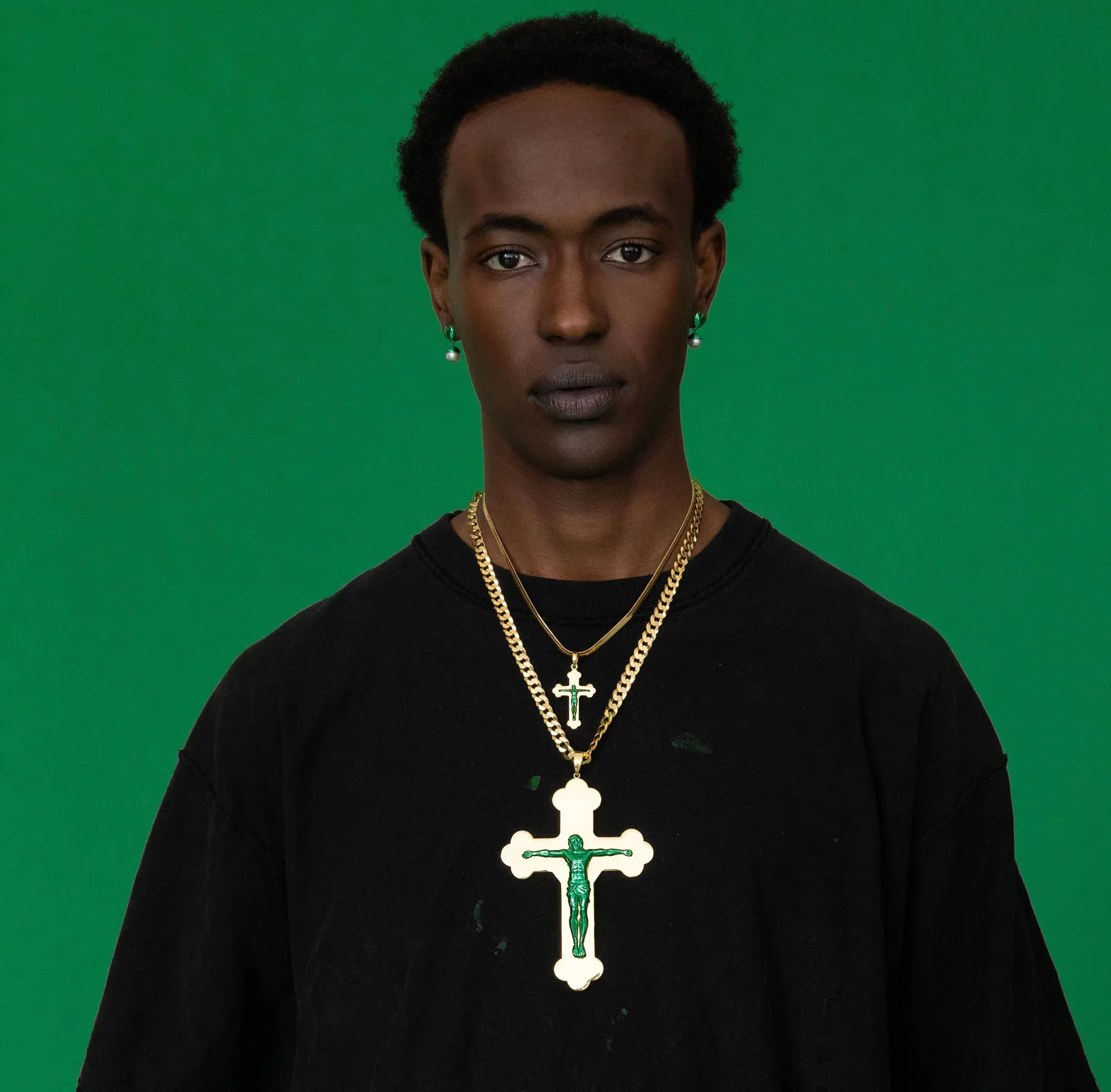 The XL Jesus Piece in Yellow Gold sold by VEERT product image thumbnail 4