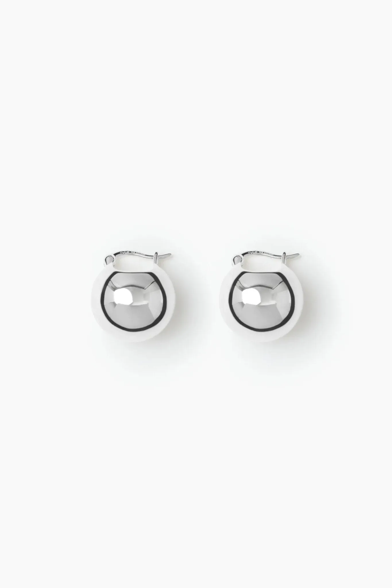 Lié Studio The Ingrid Earrings Silver sold by Bessette product image thumbnail 2
