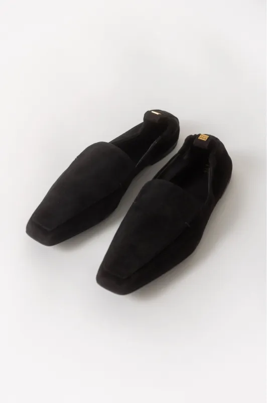 Toteme The Travel Loafer Black (39 EU) sold by Bessette