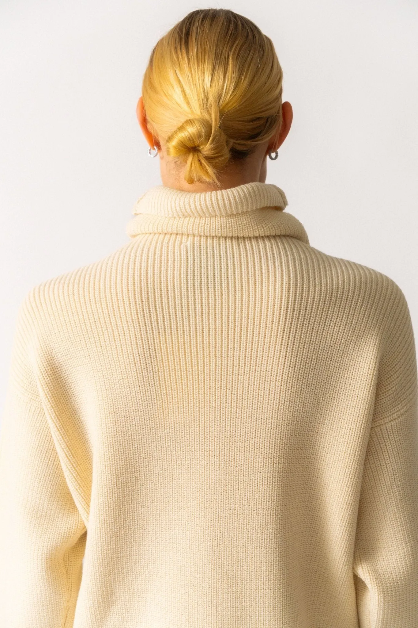 Róhe Off-White Unisex Turtleneck Seam-Detail Sweater sold by Bessette product image thumbnail 4