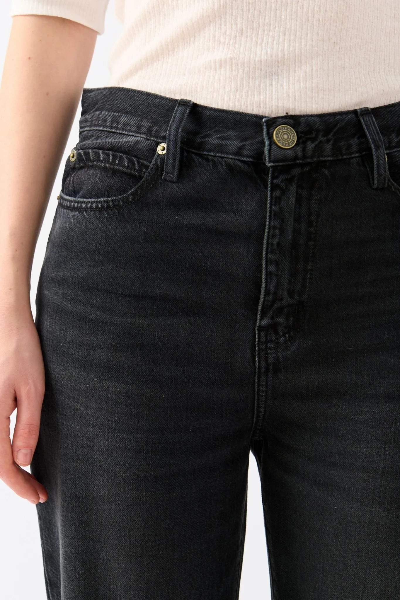 Le Jane Supernova sold by Bessette product image thumbnail 3