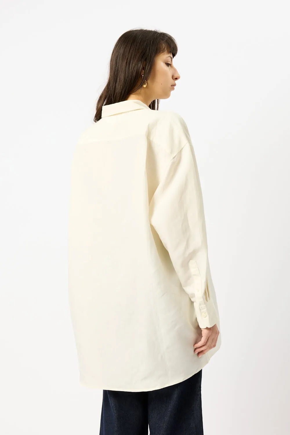 Toteme Long Lyocell Linen Shirt sold by Bessette product image thumbnail 5