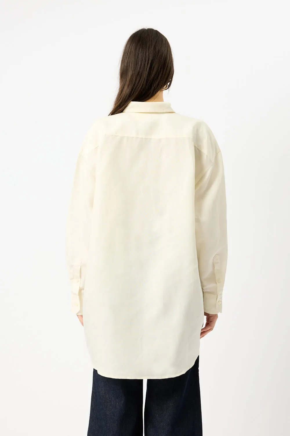Toteme Long Lyocell Linen Shirt sold by Bessette product image thumbnail 4