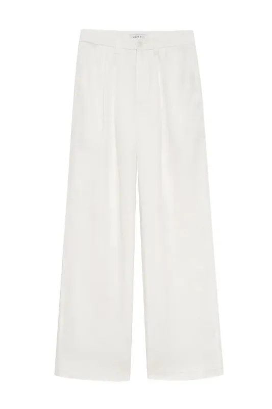 Carrie Pant sold by Bessette