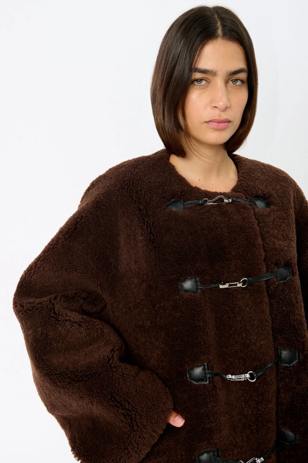 Toteme Teddy Shearing Clasp Jacket sold by Bessette product image thumbnail 3