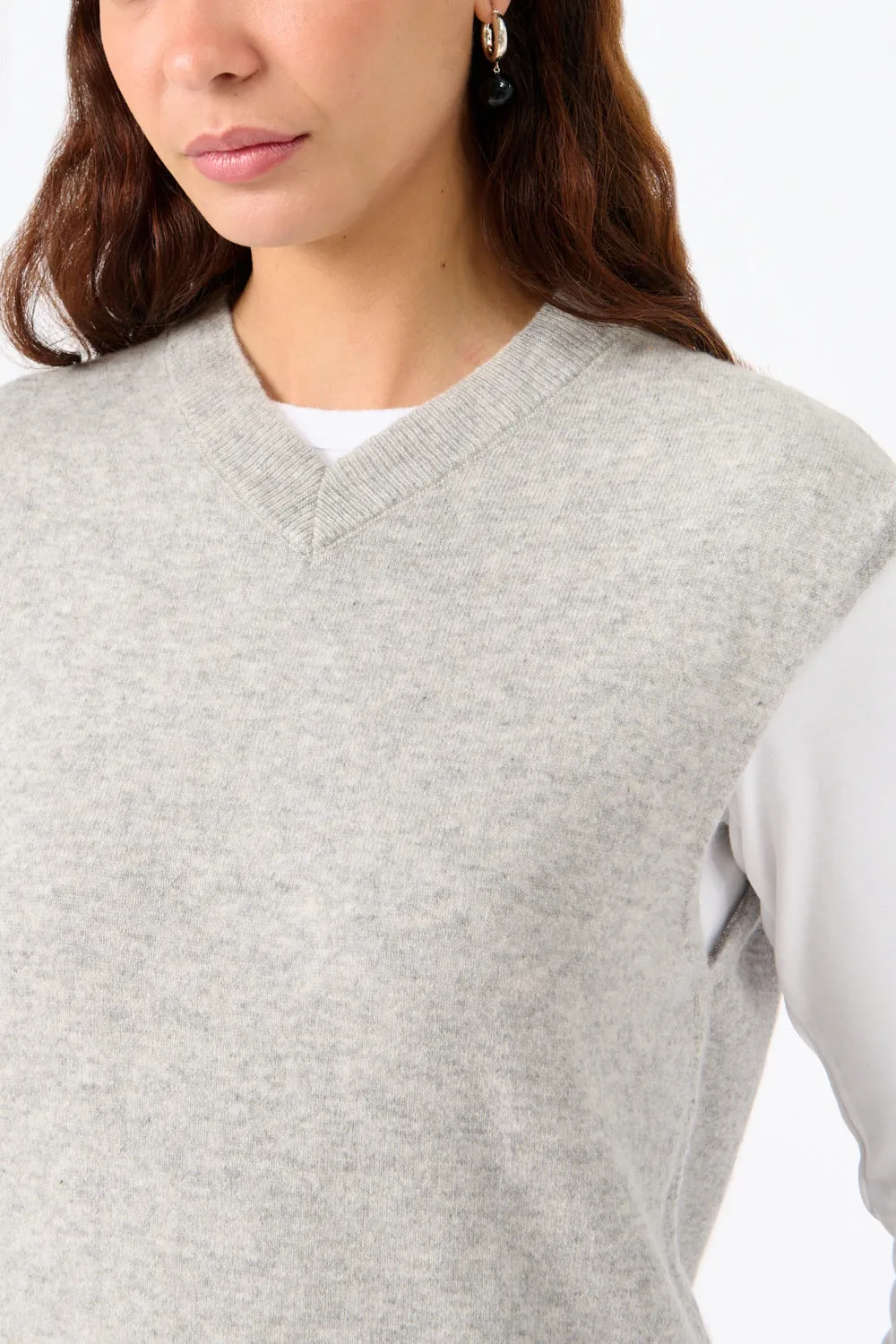 Cashmere Vest sold by Bessette product image thumbnail 2