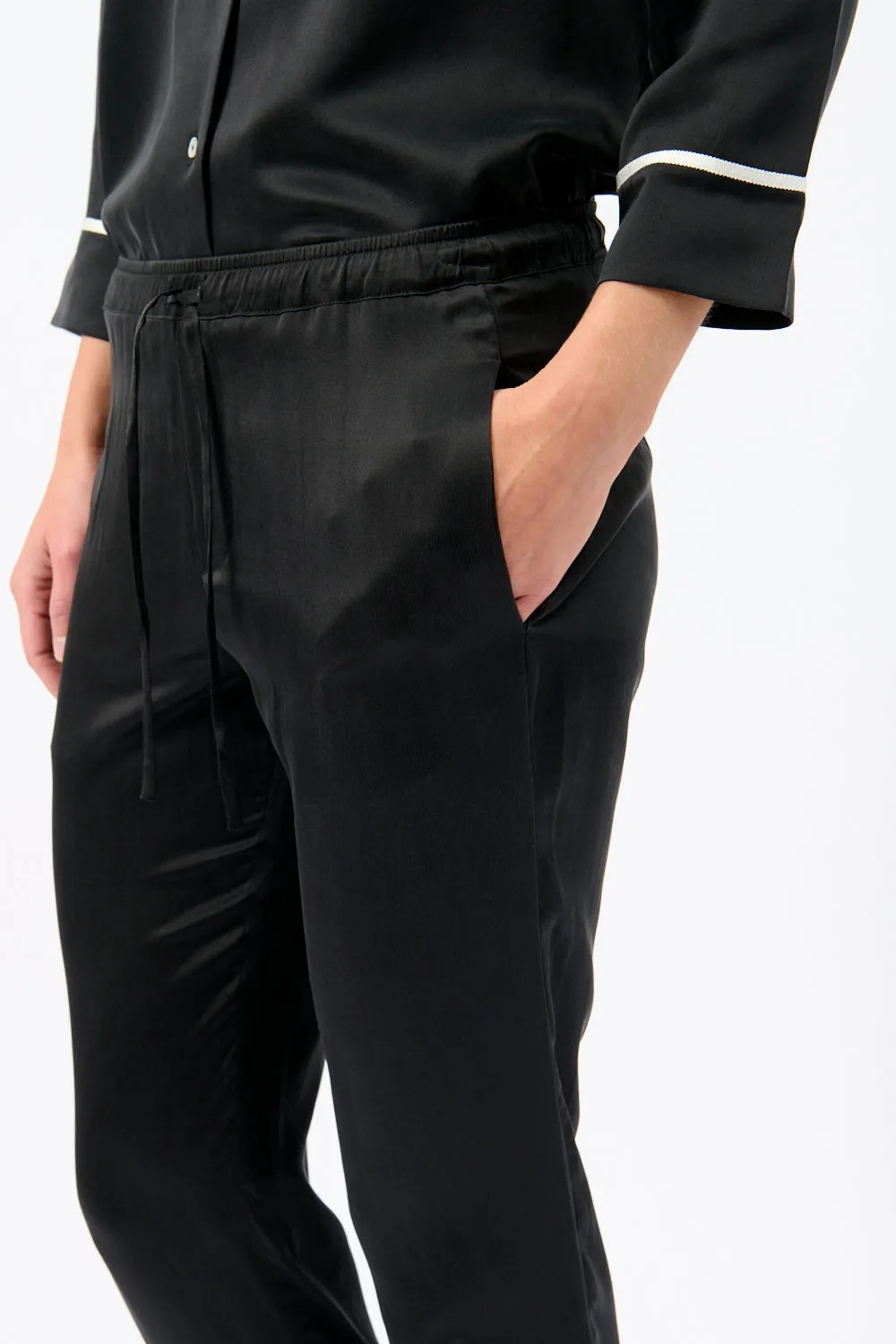 Sidney cropped pull on trouser sold by Bessette product image thumbnail 3