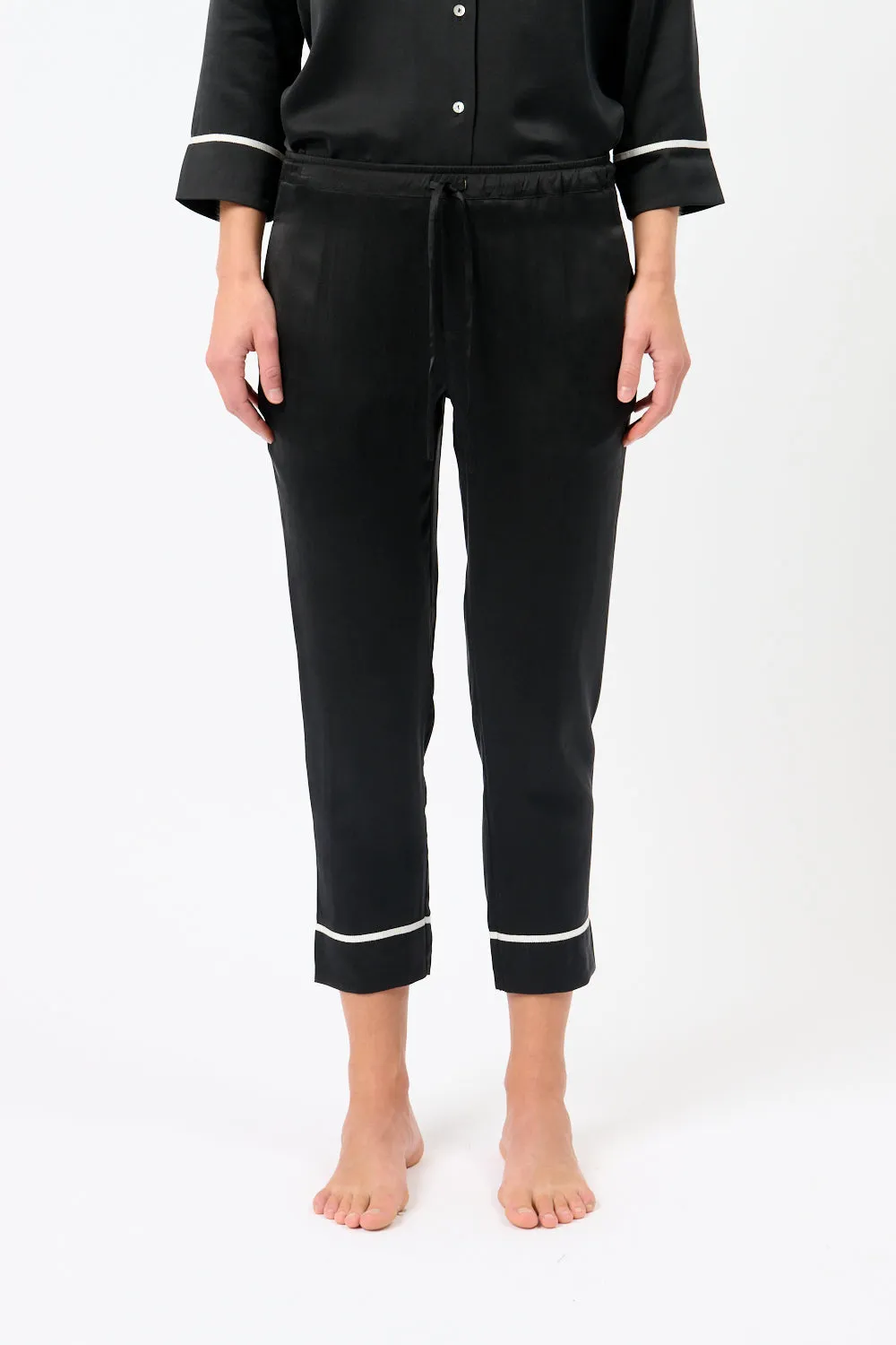 Sidney cropped pull on trouser sold by Bessette