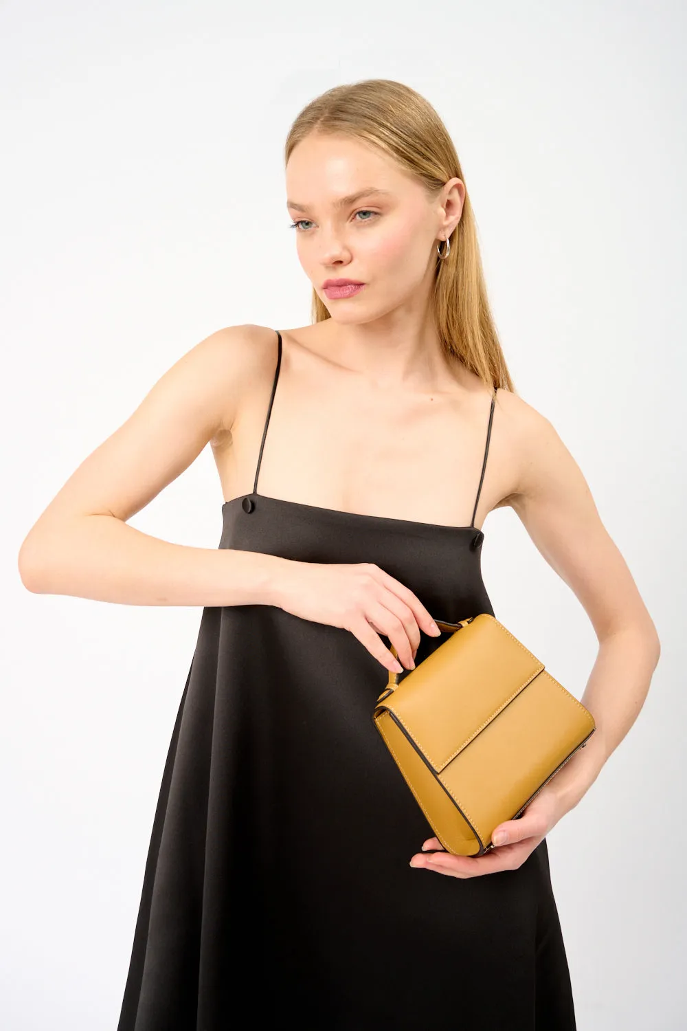 The Small Top Handle in Nappa sold by Bessette product image thumbnail 2