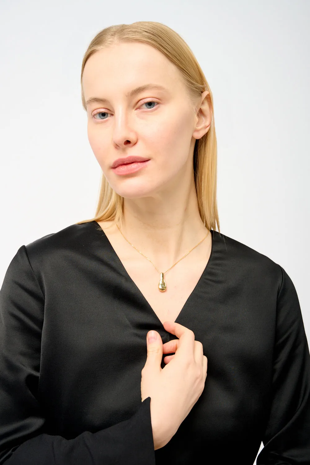 The Pebble Necklace sold by Bessette product image thumbnail 2