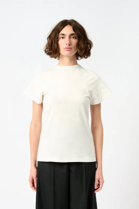 Espera Curved Armhole Tee made by Toteme