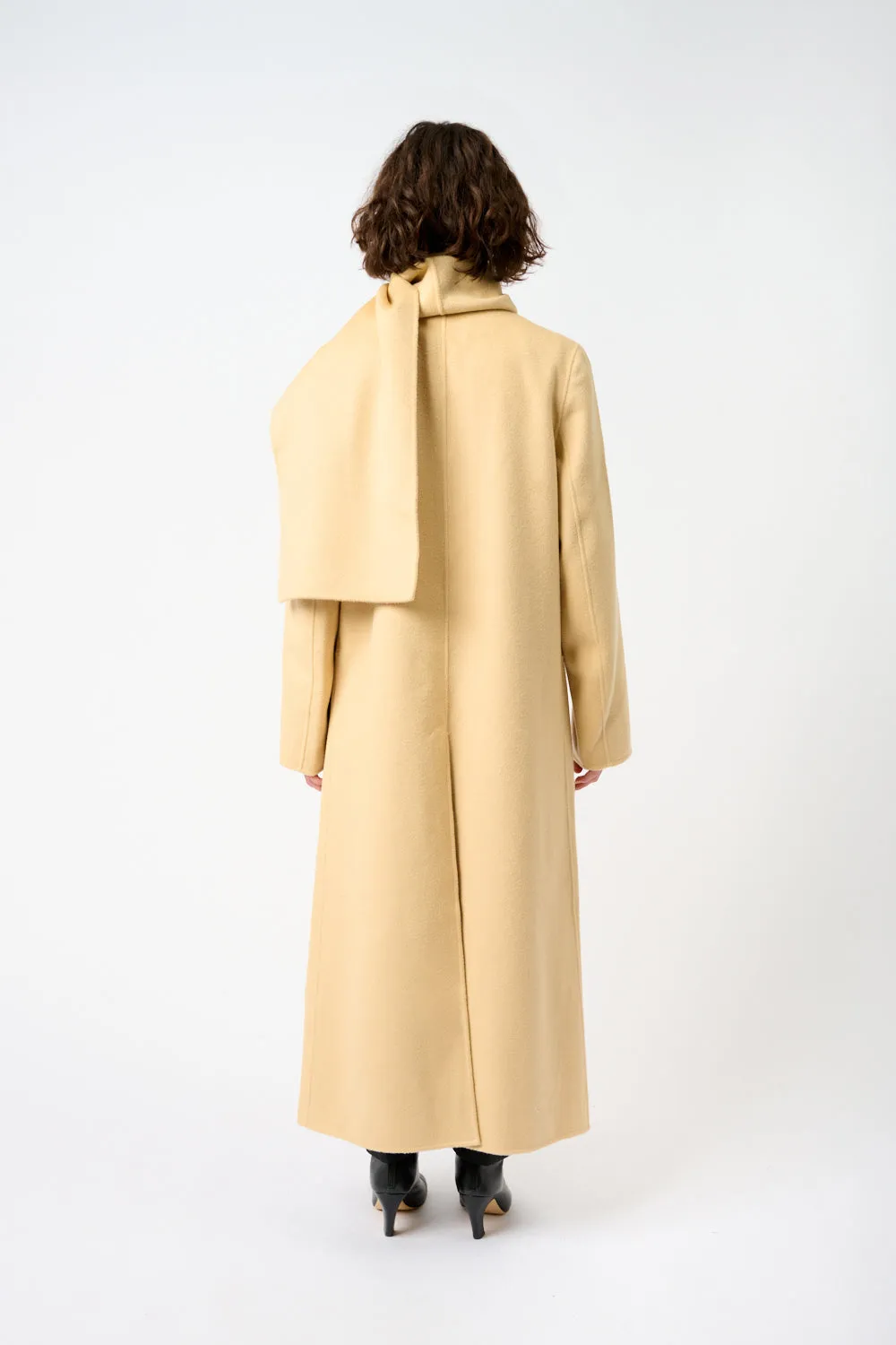 The Mio Coat sold by Bessette product image thumbnail 4