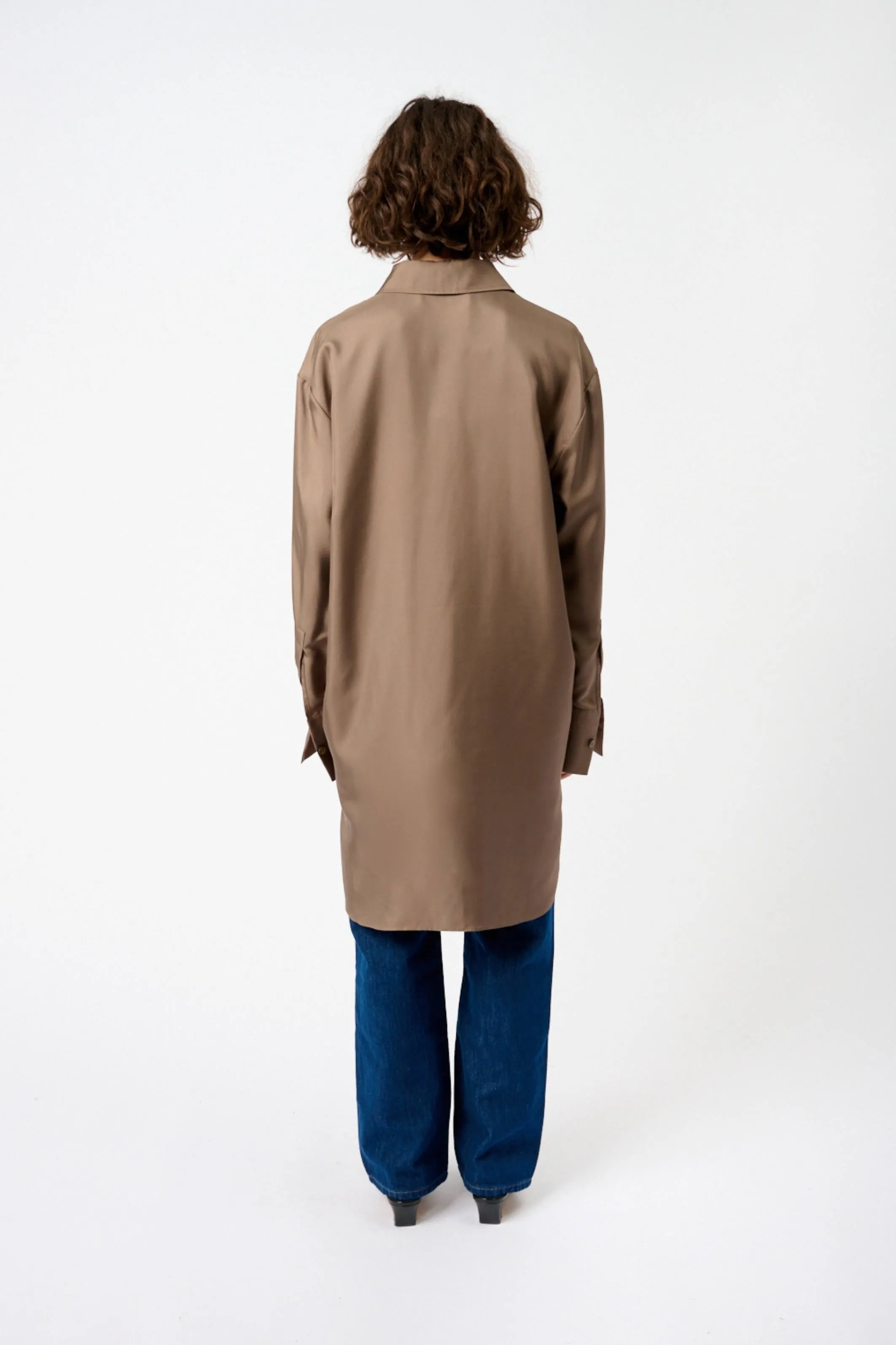 Signature Elongated Silk Shirt sold by Bessette product image thumbnail 4