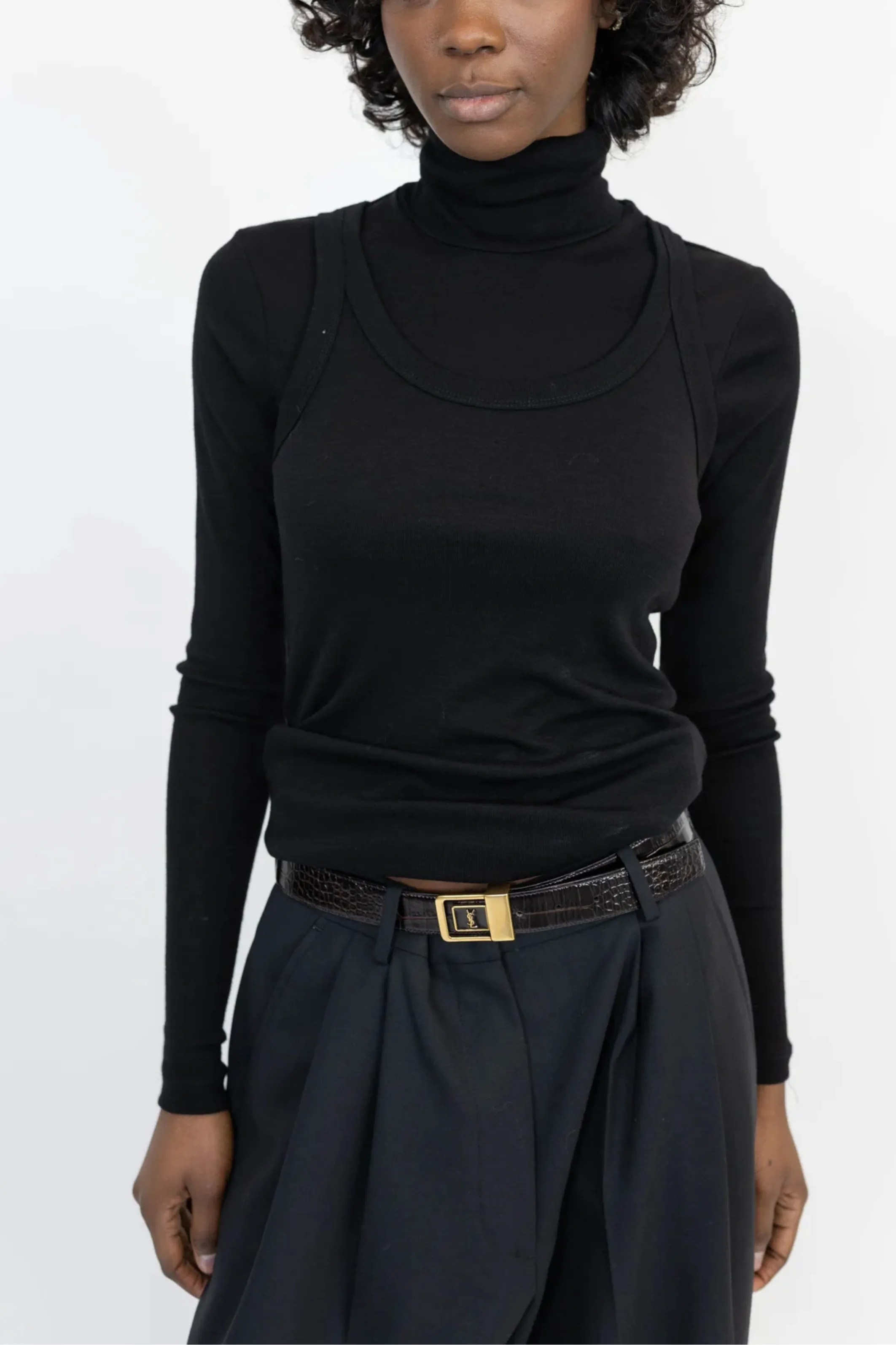Double-layer wool top sold by Bessette