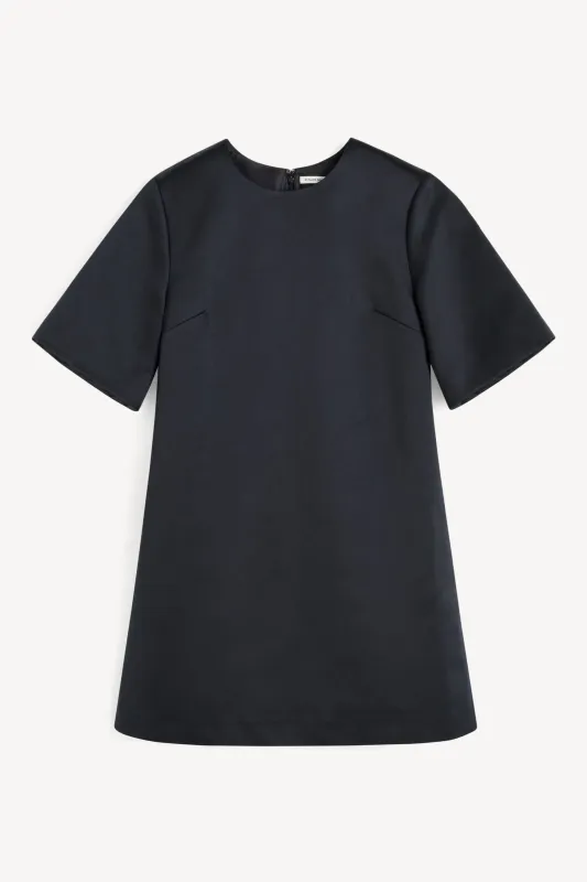 The Harperz Mini dress made by By Malene Birger