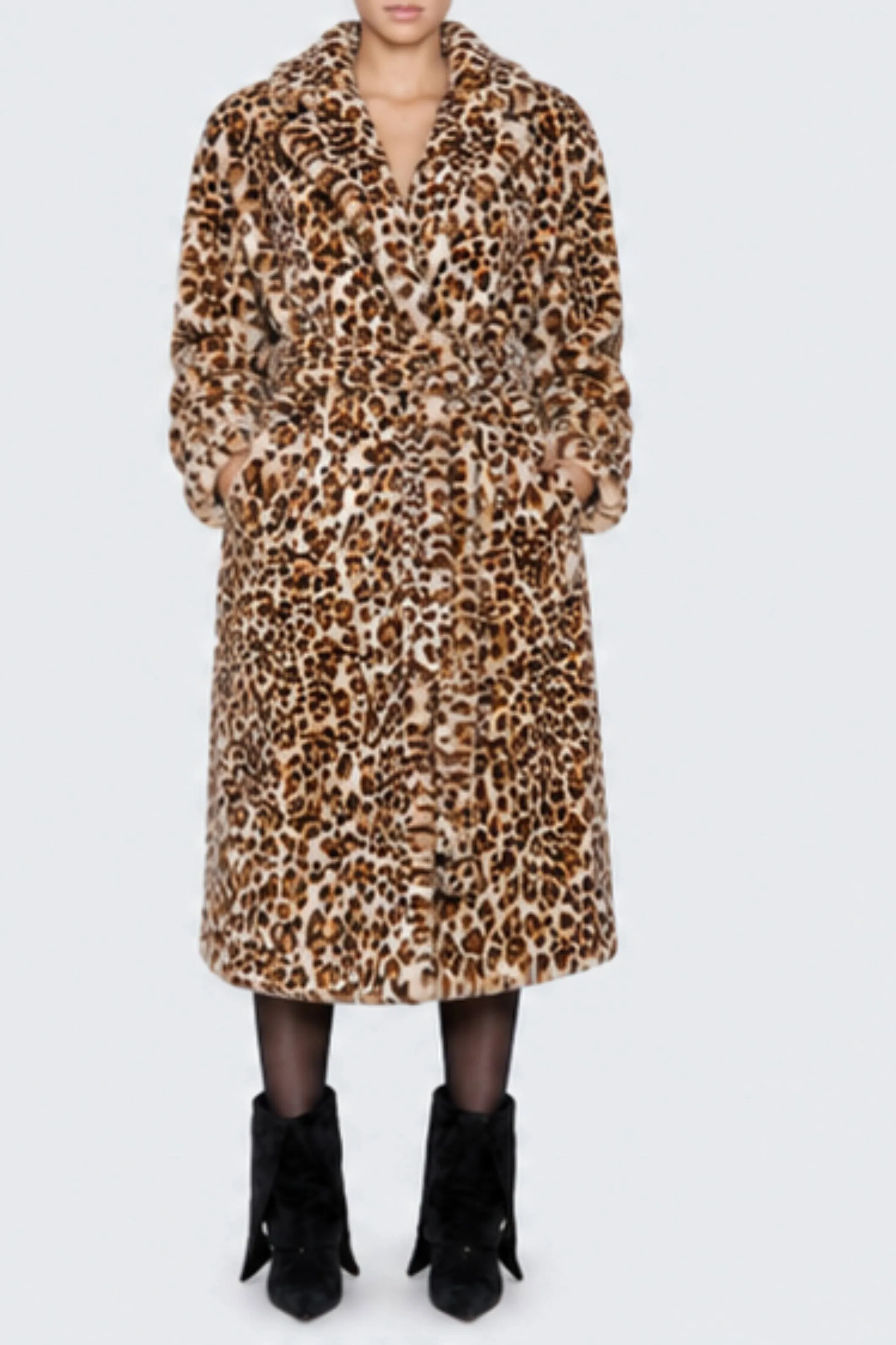Vera Fur Coat Leopard sold by Bessette product image thumbnail 2