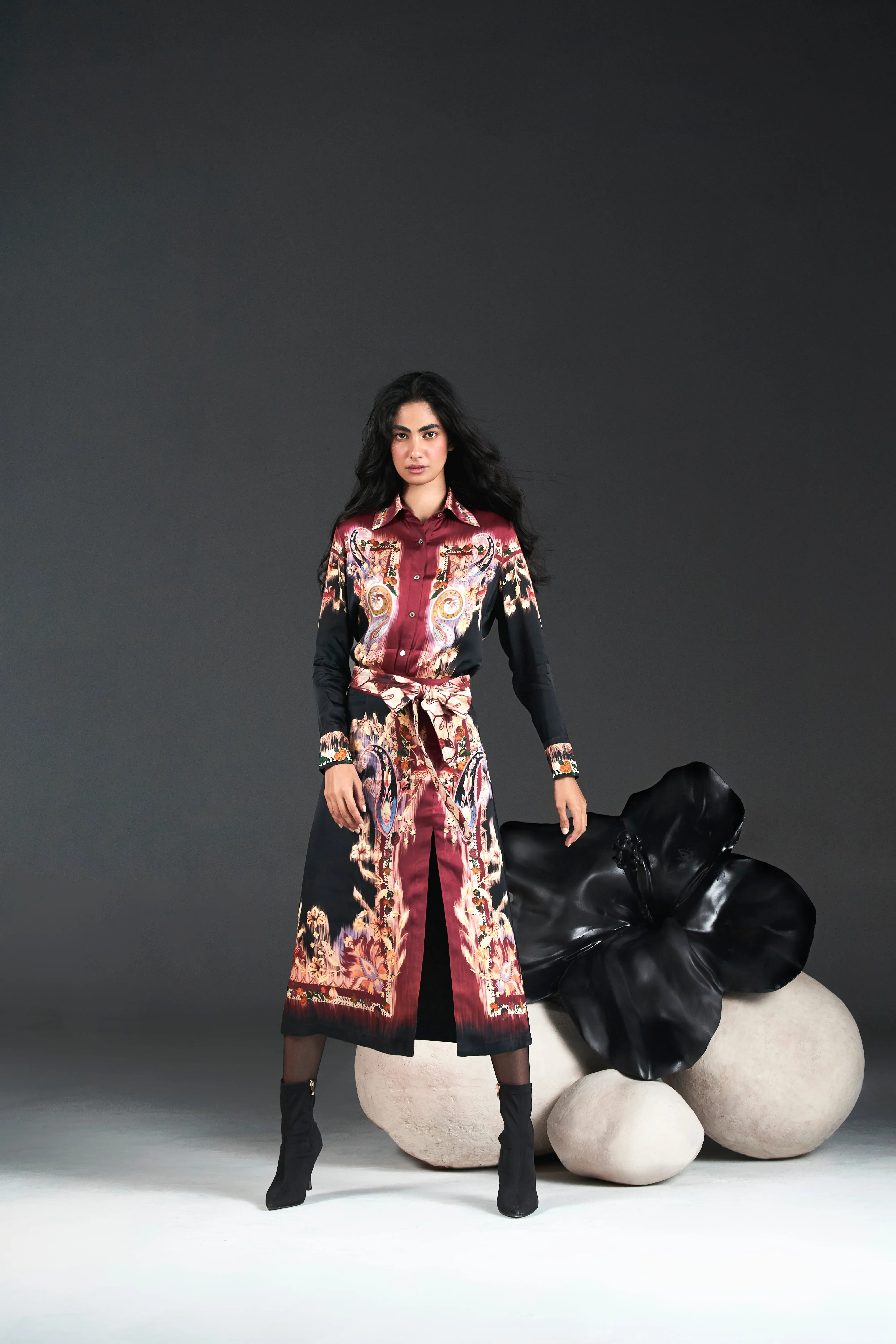 LA FUORI Dusty trail midi skirt sold by Bonvion product image thumbnail 2