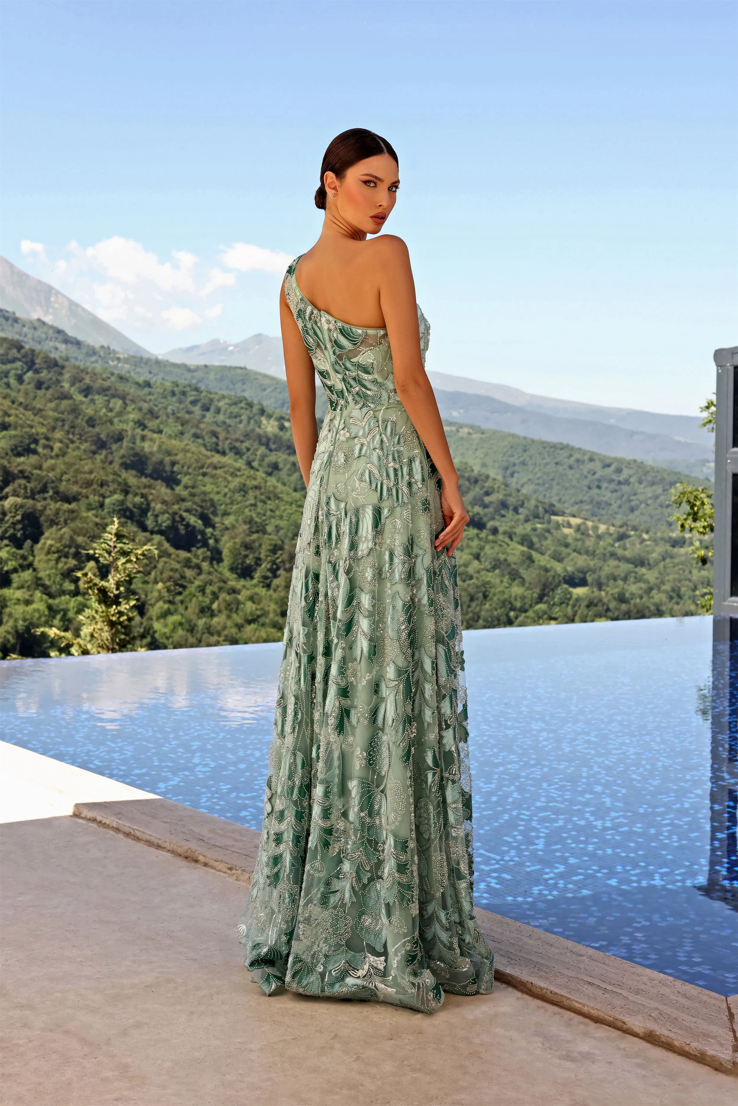 NICOLETTA Cameron Gown - Mint sold by Bonvion product image thumbnail 4