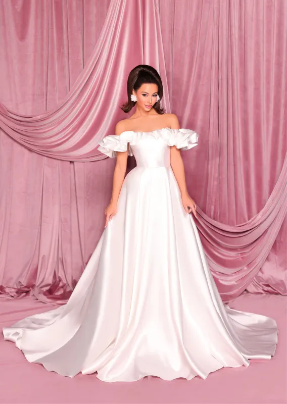 NICOLETTA Luciana Gown - Ivory sold by Bonvion
