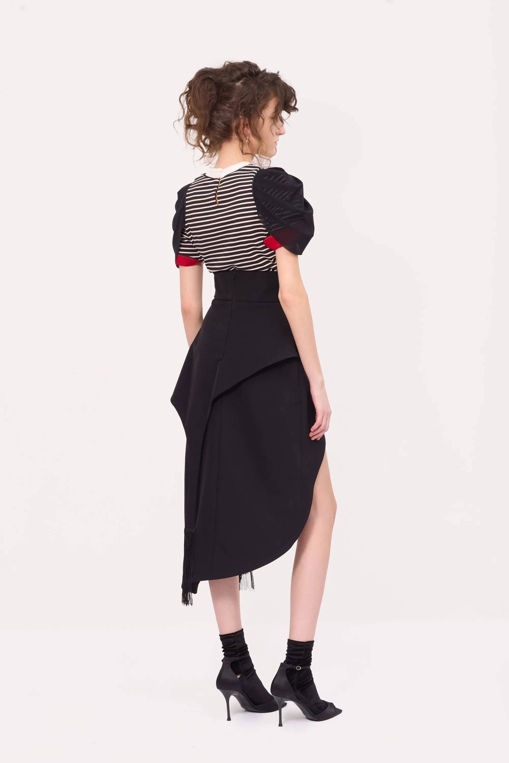 JULIA ALLERT Striped Knit Blouse With Mesh Puff Sleeves - Black/White sold by Bonvion product image thumbnail 5