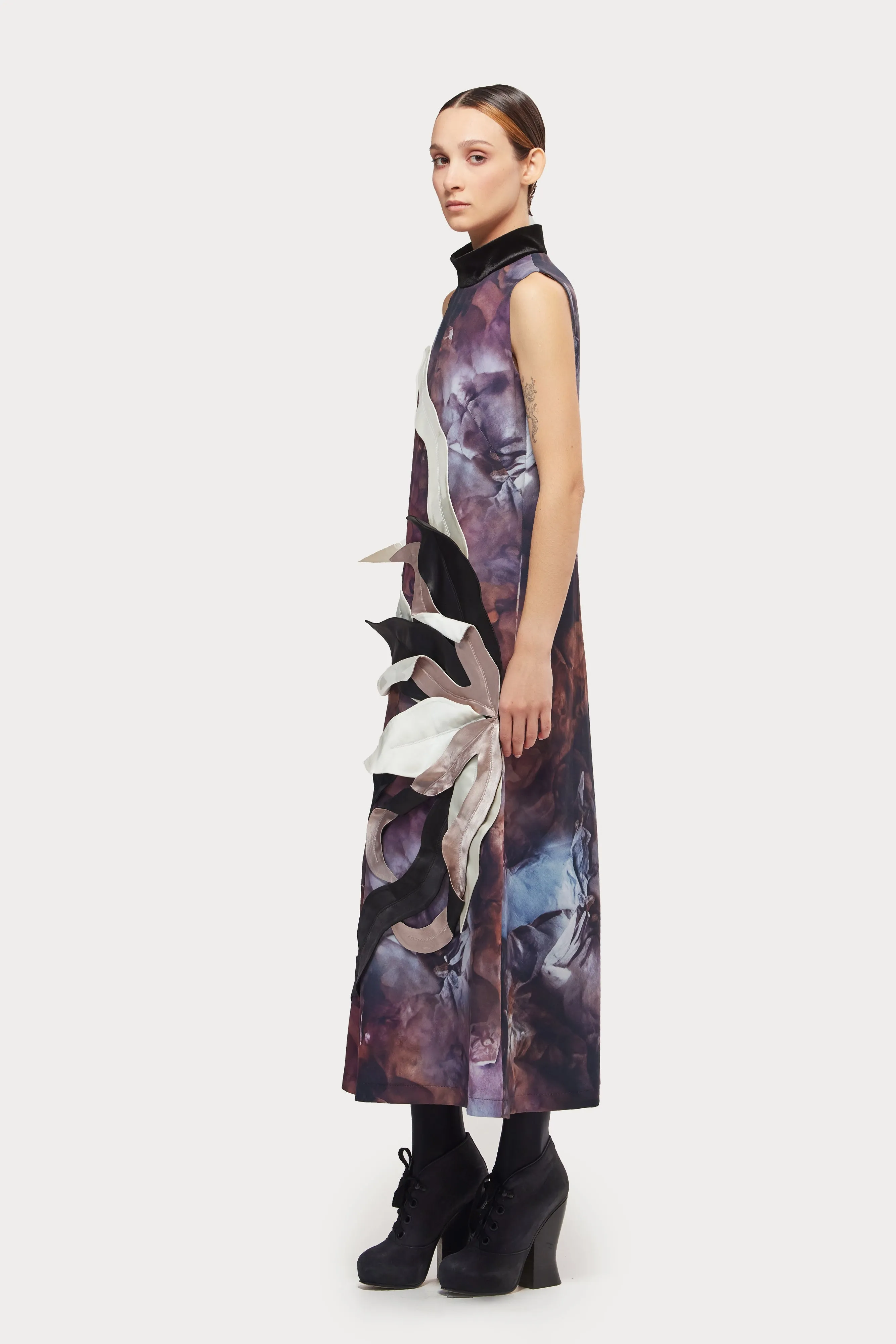 JULIA ALLERT High Neck Abstract Print Dress - Brown Print sold by Bonvion product image thumbnail 3