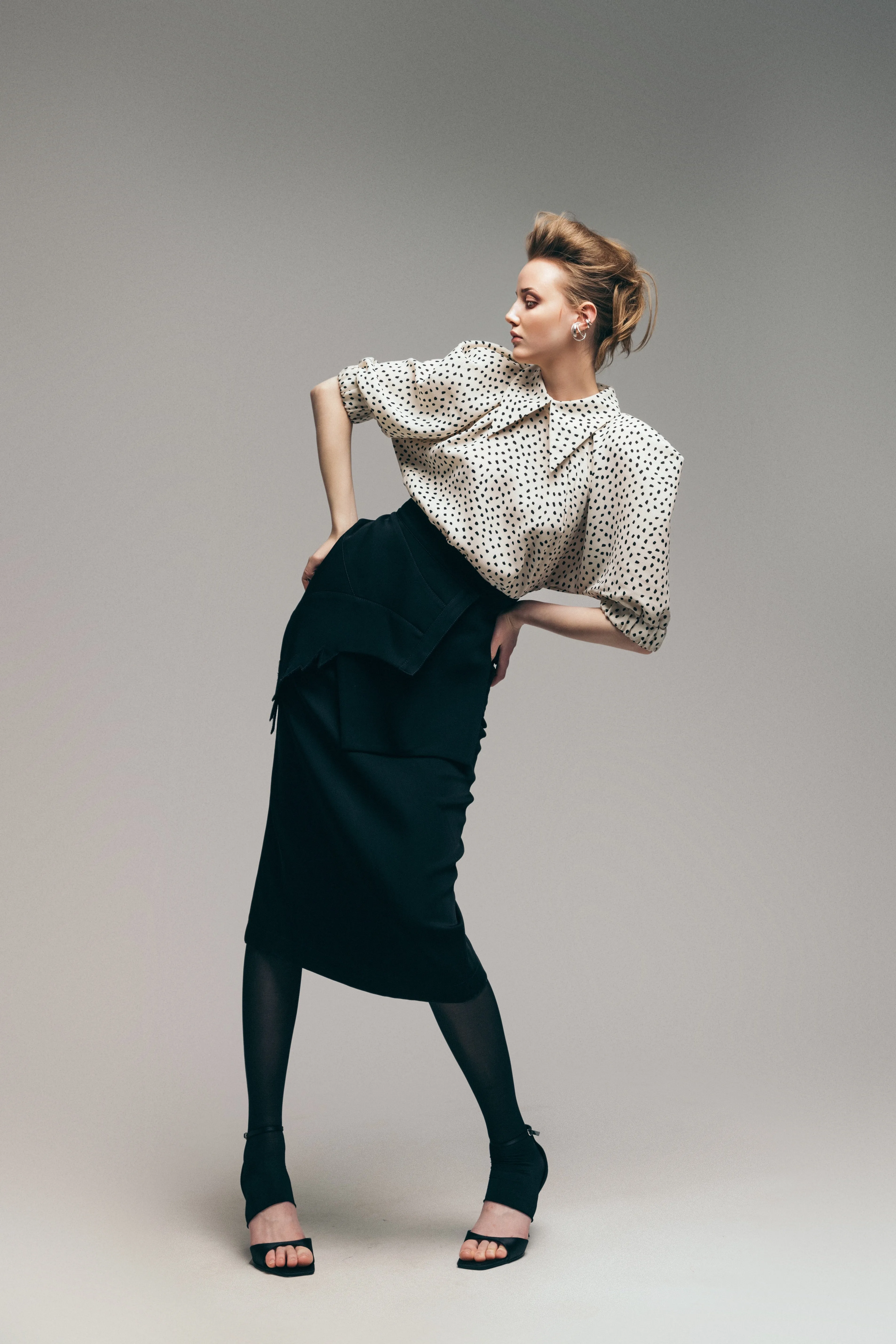 JULIA ALLERT Crepe Polka Dot Blouse - Beige sold by Bonvion product image thumbnail 3