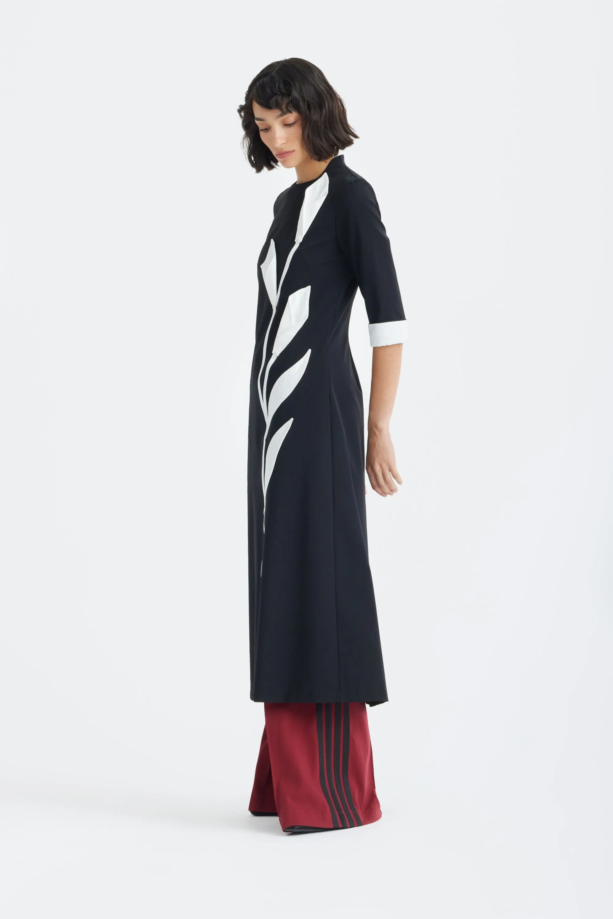 JULIA ALLERT Art-Inspired Midi Dress - Black sold by Bonvion product image thumbnail 5