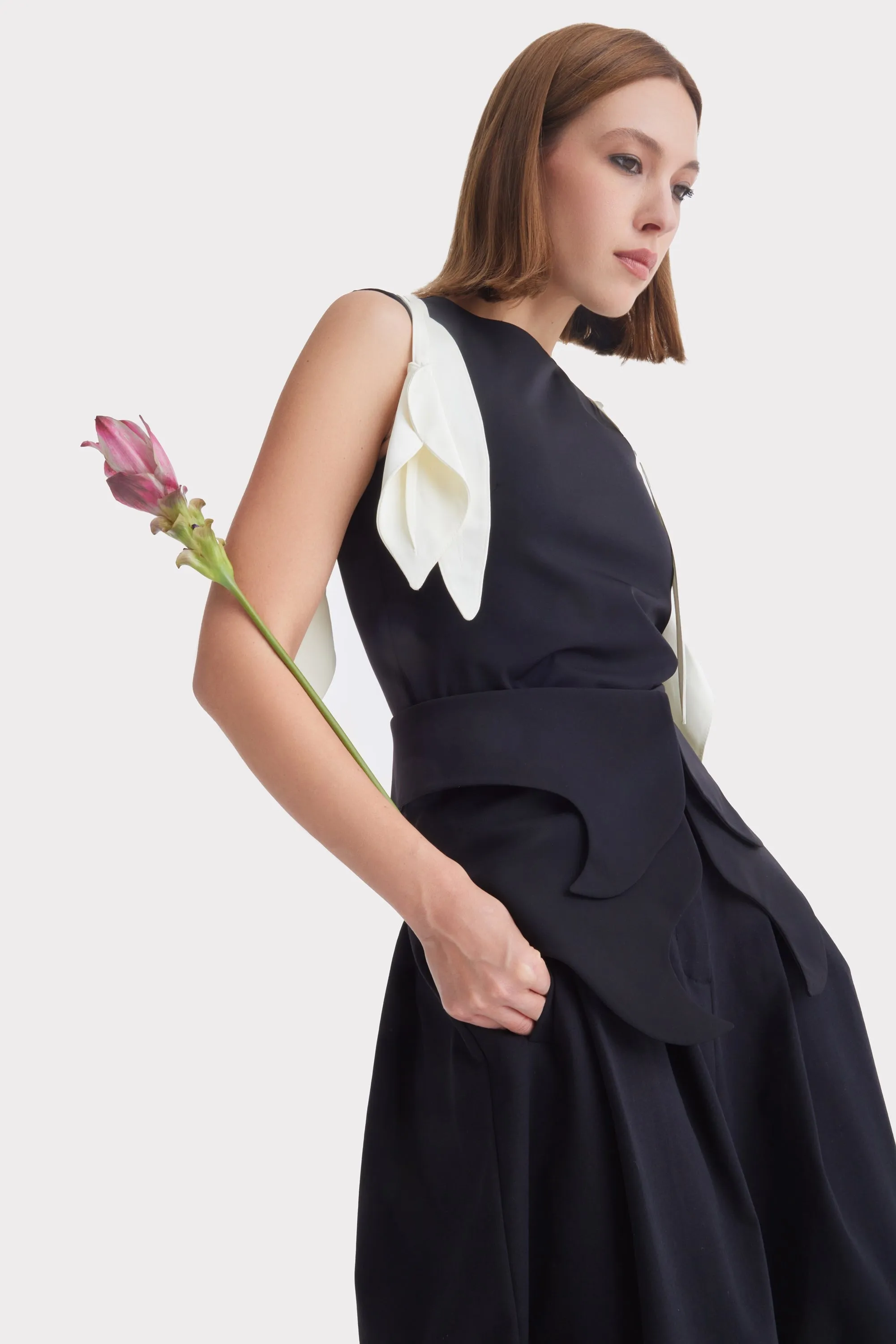 JULIA ALLERT Sleeveless Top with Floral Accent - Black sold by Bonvion product image thumbnail 5