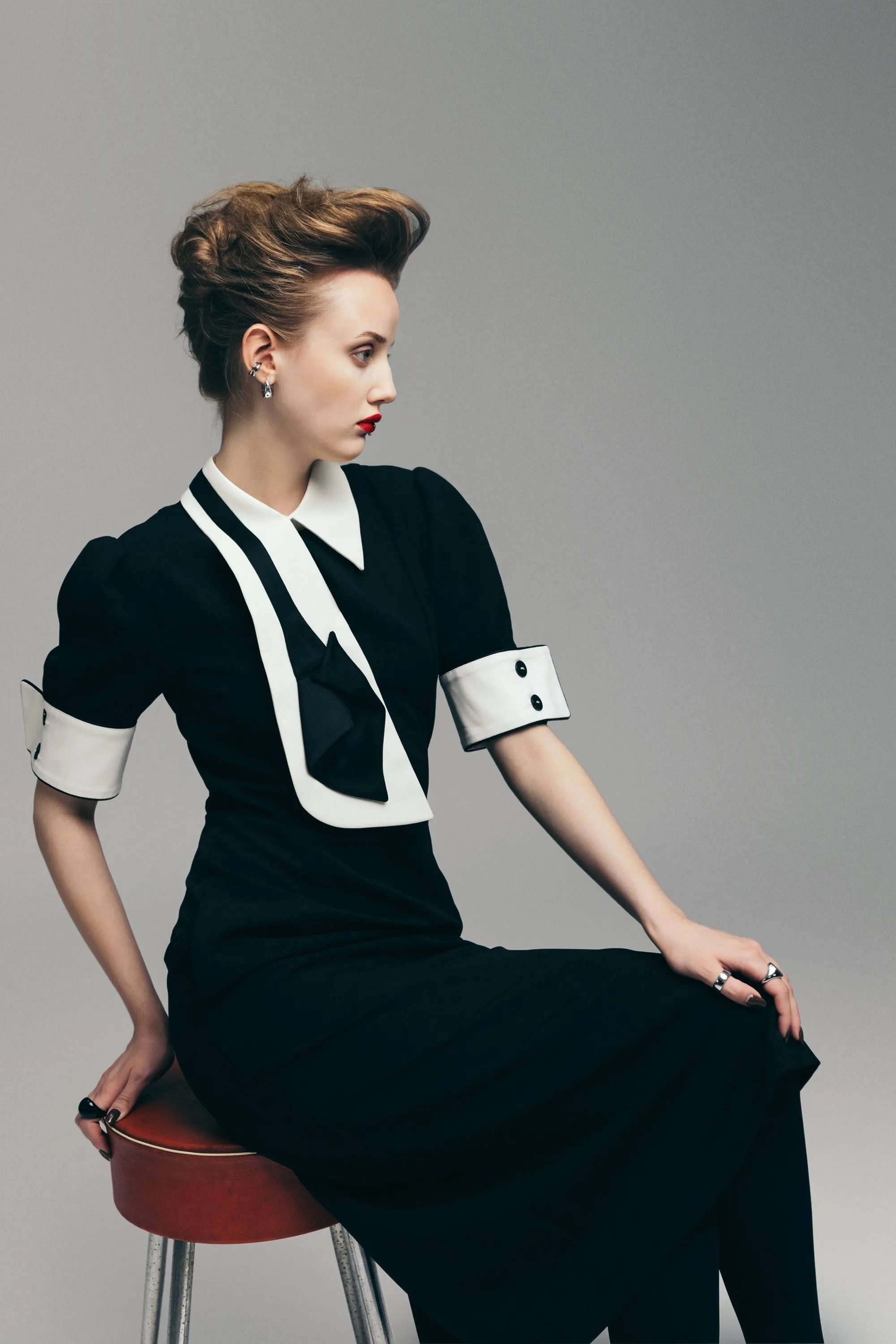 JULIA ALLERT Formal Fitted Dress - Black sold by Bonvion product image thumbnail 4