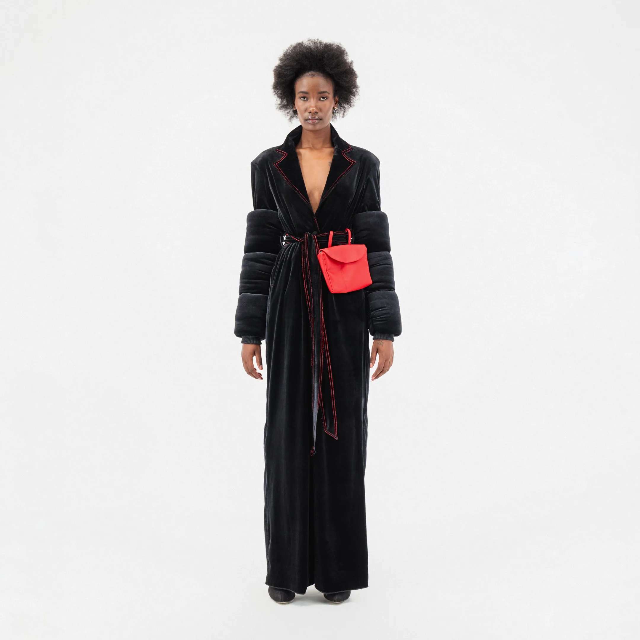 ÚCHÈ Belted Red Bag Trench Coat - Black/Red sold by Bonvion product image thumbnail 3