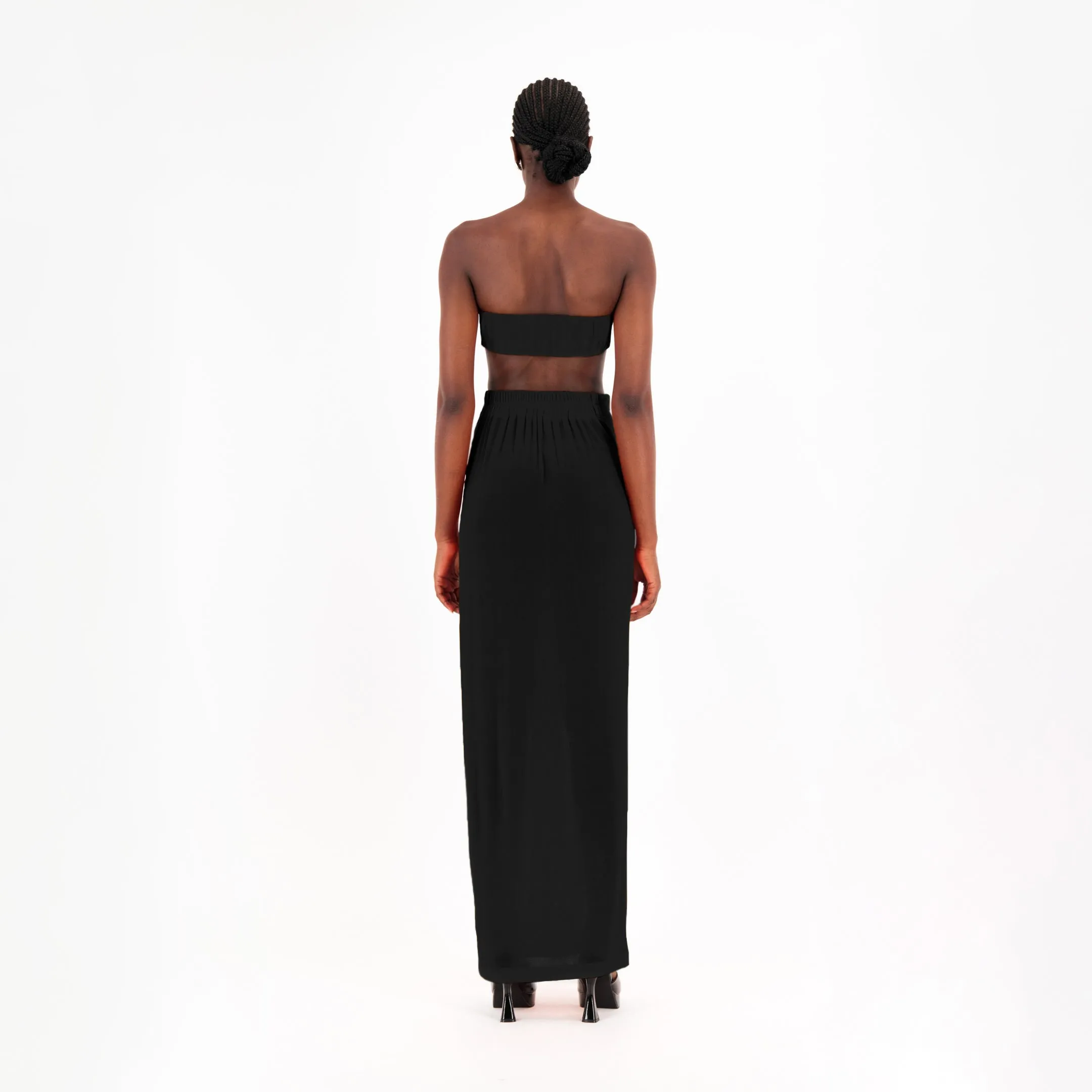 ÚCHÈ Deep V Set - Black sold by Bonvion product image thumbnail 3