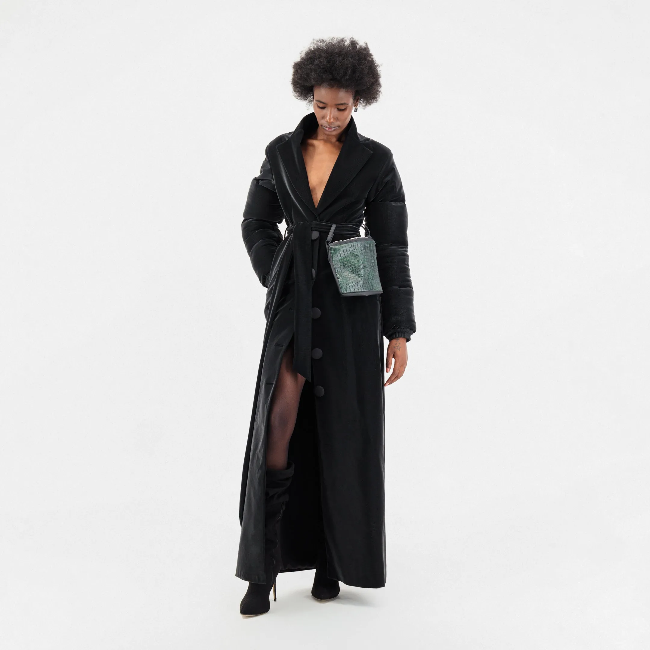ÚCHÈ Belted Green Bag Trench Coat - Black sold by Bonvion product image thumbnail 5
