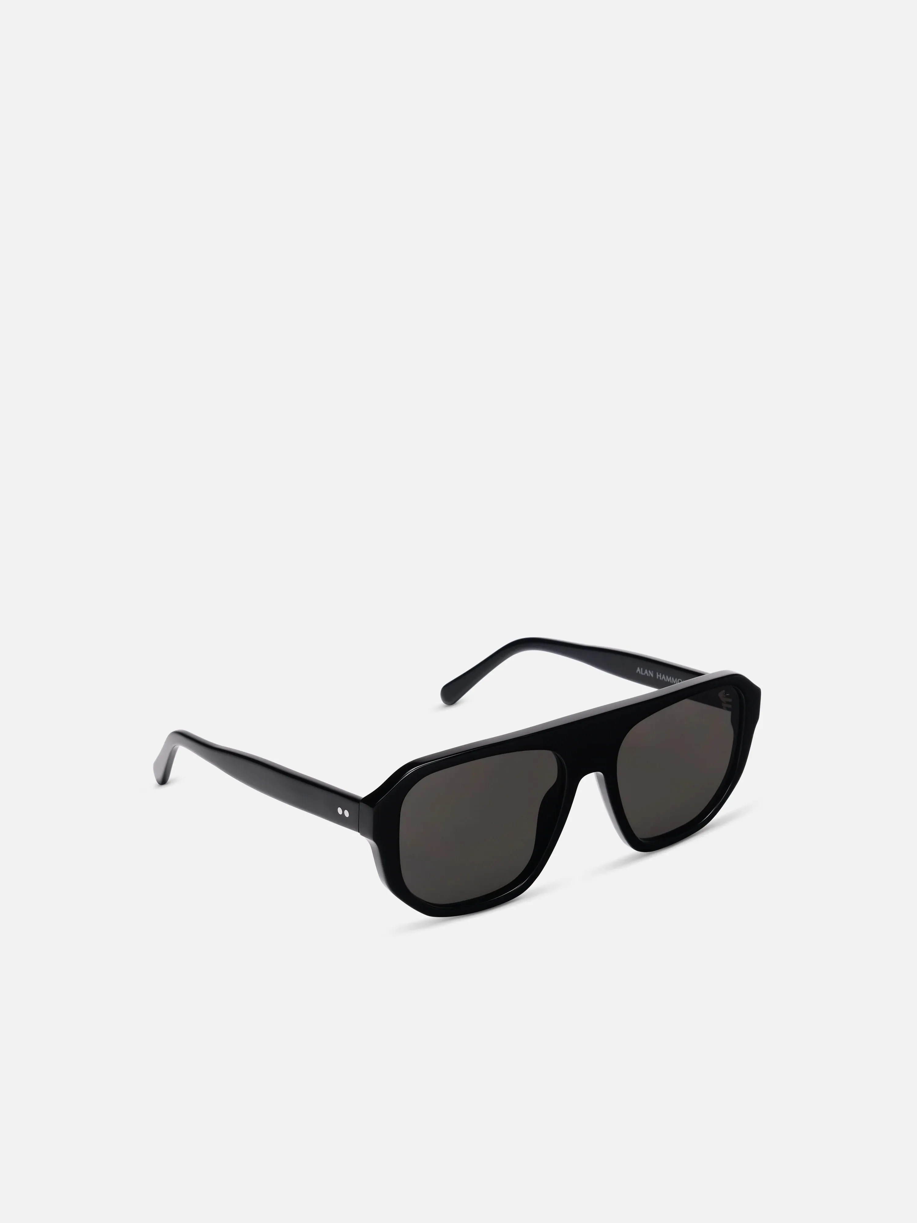 ALAN HAMMOND Perre Sunglasses - Black / Grey sold by Bonvion product image thumbnail 3