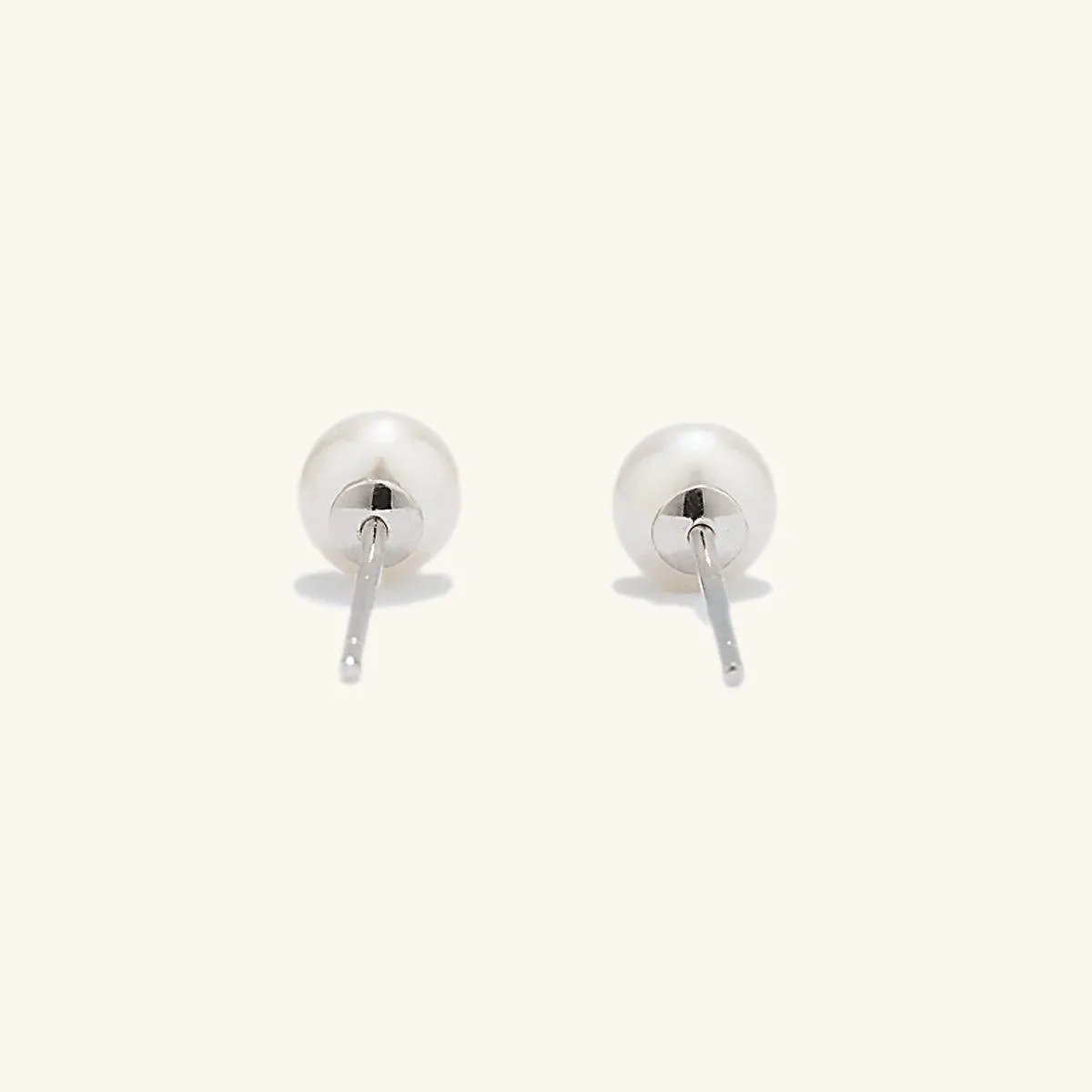 Charismatic Freshwater Pearl Stud Earrings 4.5-5mm sold by Jescojes product image thumbnail 4