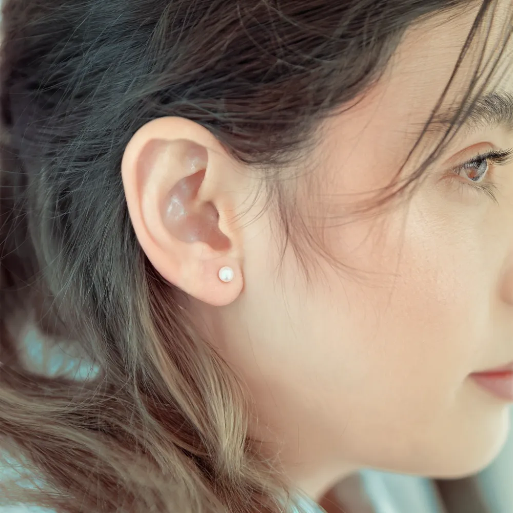 Charismatic Freshwater Pearl Stud Earrings 4.5-5mm sold by Jescojes product image thumbnail 2