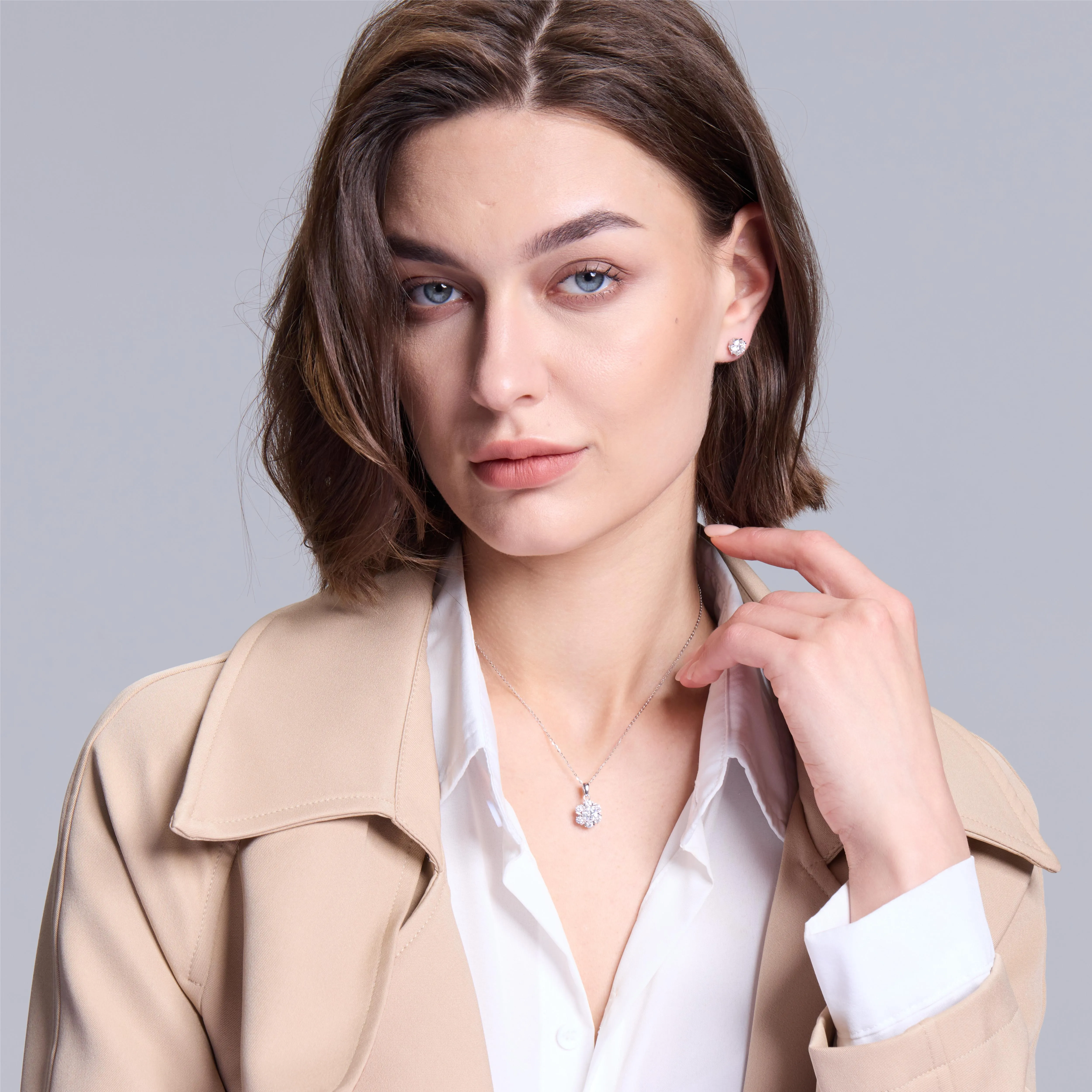 Romantic Flower Moissanite Pendant Necklace sold by Jescojes product image thumbnail 3